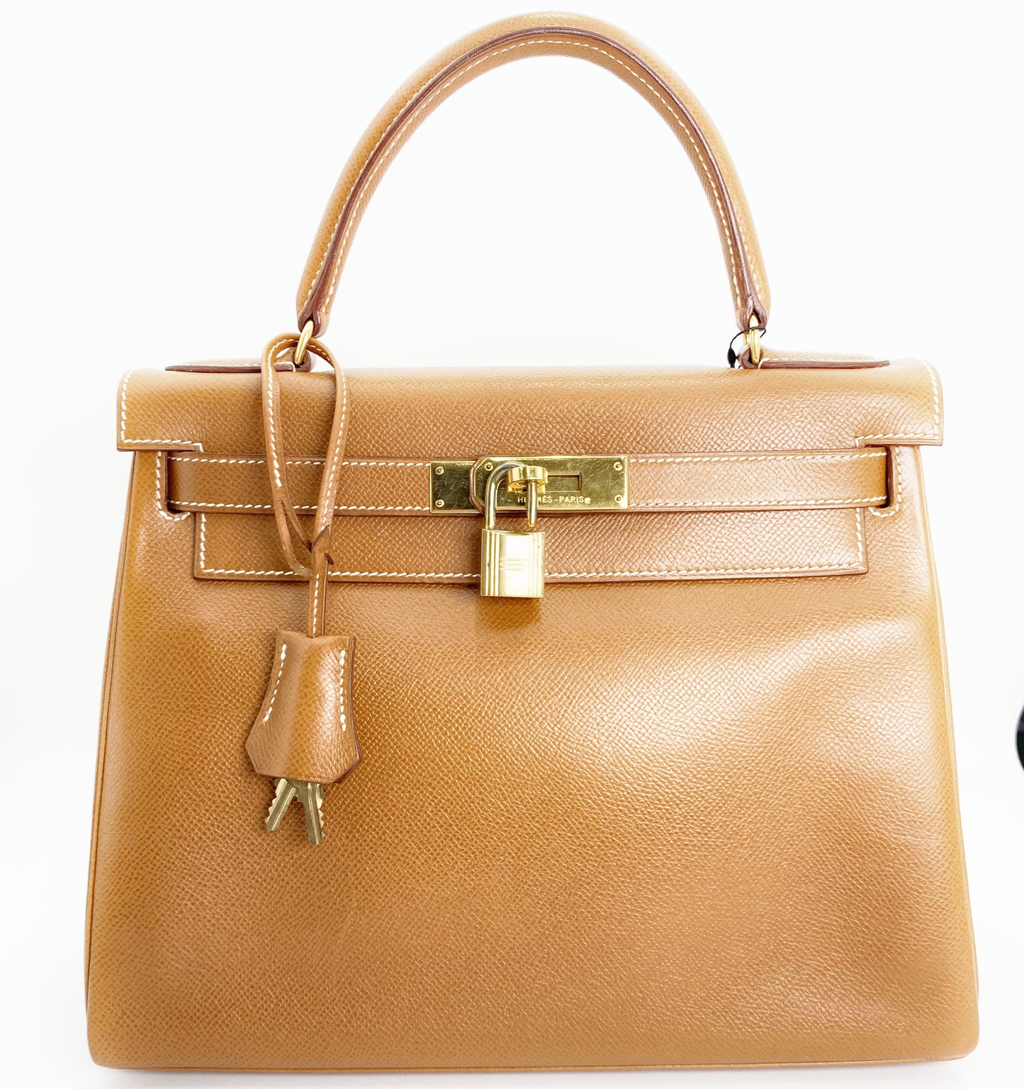 Jelly, Vintage Authentic Hermes ⭕U 1991 kelly 28 retourne gold courchevel leather with strap, chain, clochette, and key