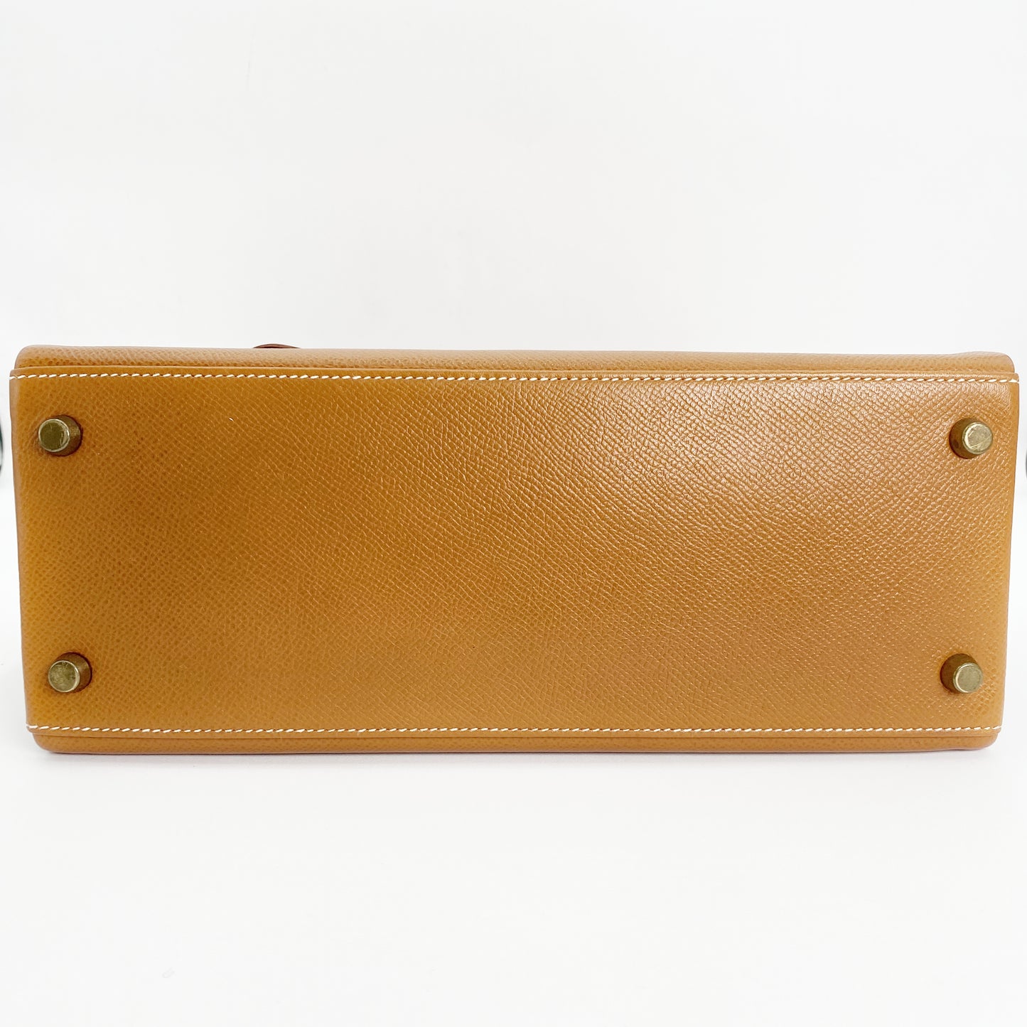 Jelly, Vintage Authentic Hermes ⭕U 1991 kelly 28 retourne gold courchevel leather with strap, chain, clochette, and key