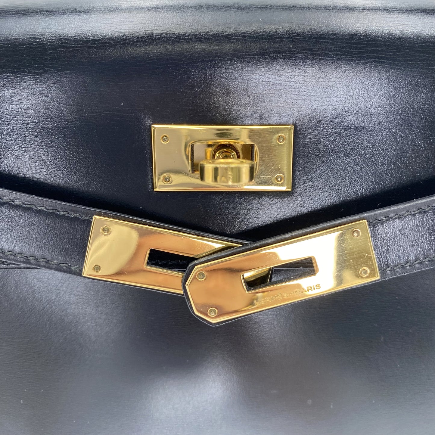 Aldrich, Vintage Authentic Hermes ⭕I 1979 kelly 28 retourne black box GHW