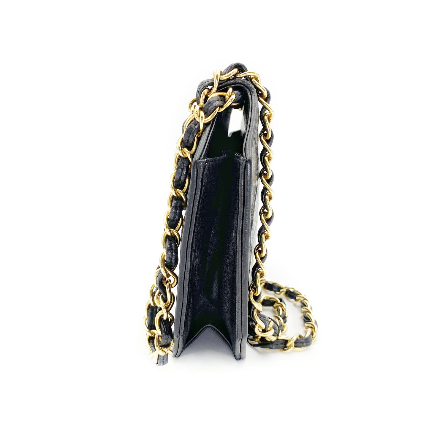 Maica, Vintage Authentic Chanel 1 series chain black lambskin octagon with seal and card