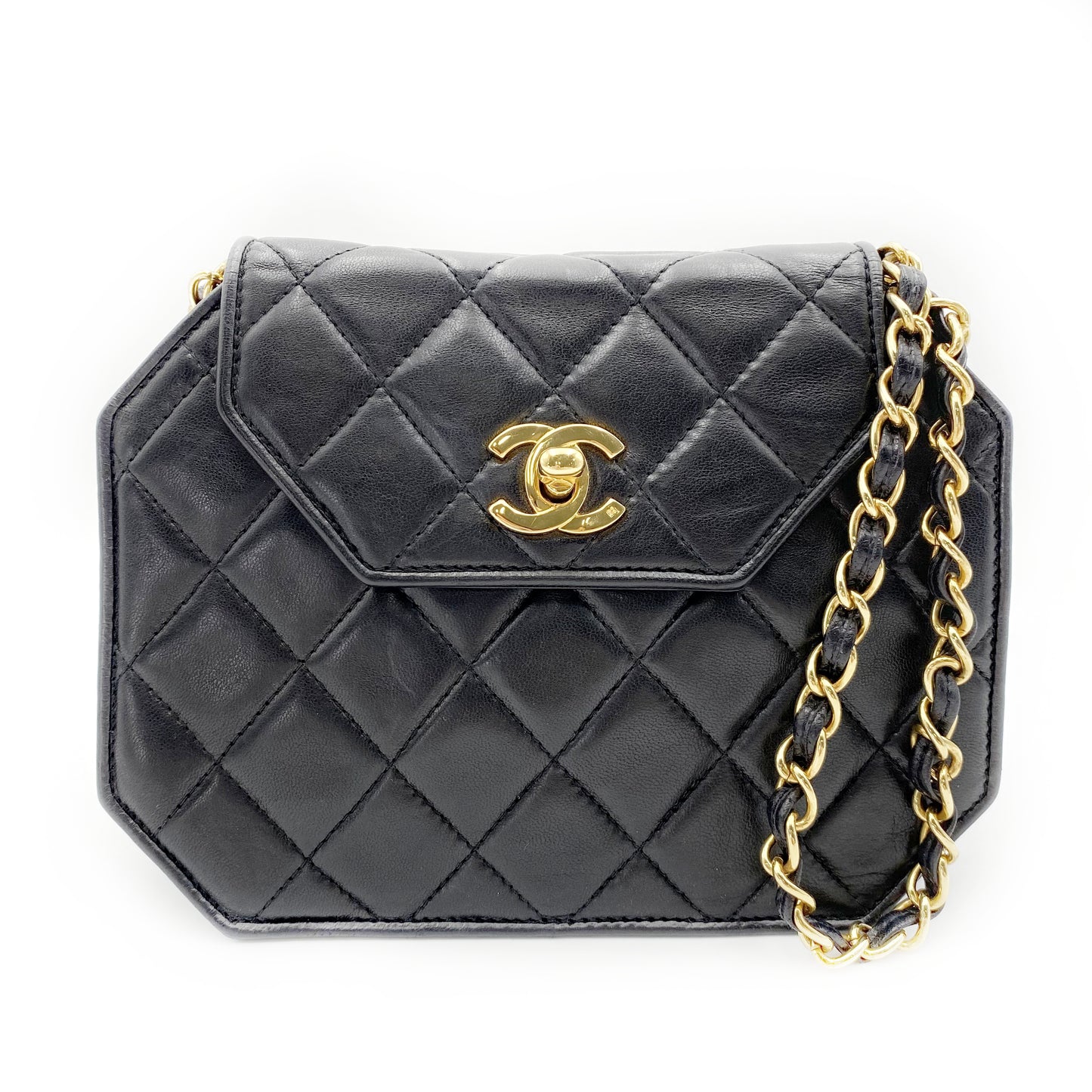 Maica, Vintage Authentic Chanel 1 series chain black lambskin octagon with seal and card