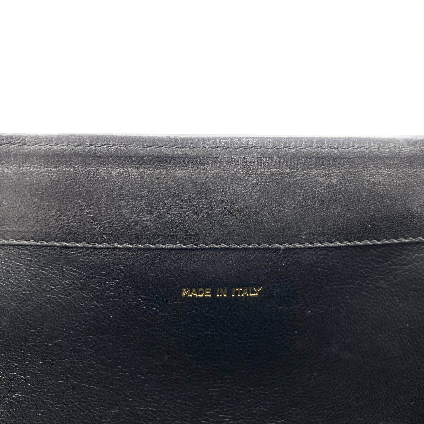 Maica, Vintage Authentic Chanel 1 series chain black lambskin octagon with seal and card
