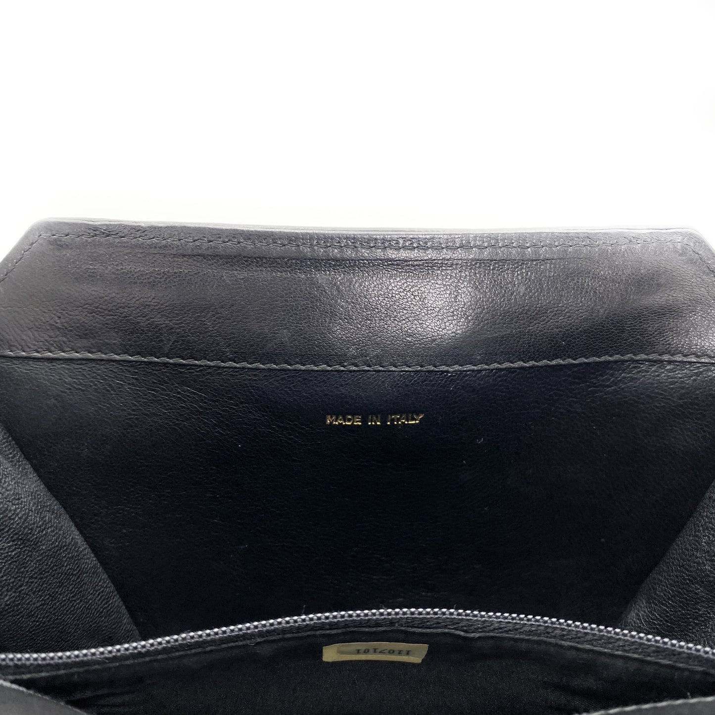 Maica, Vintage Authentic Chanel 1 series chain black lambskin octagon with seal and card