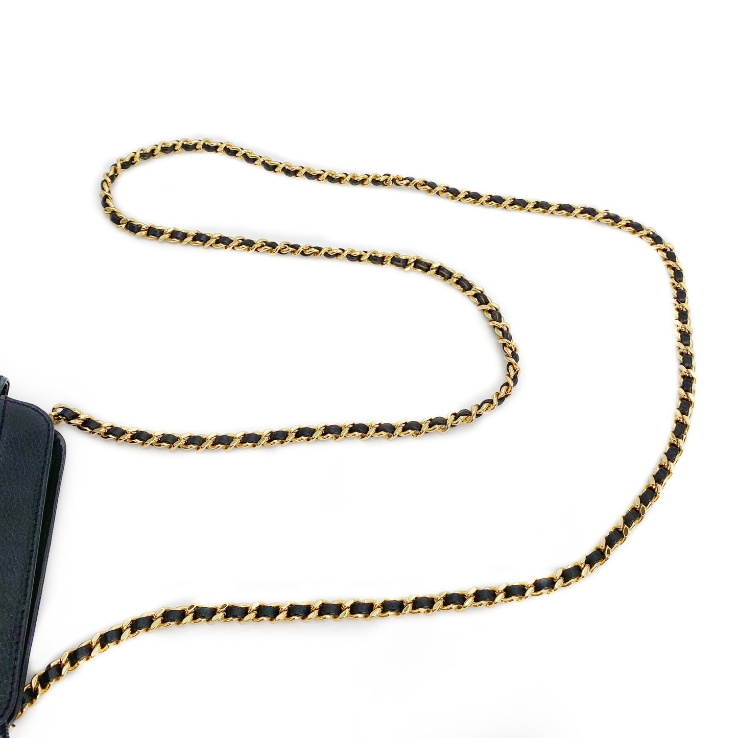 Batalla, Vintage Authentic Chanel 5 series mini chain black caviar "dumpling" with seal and card