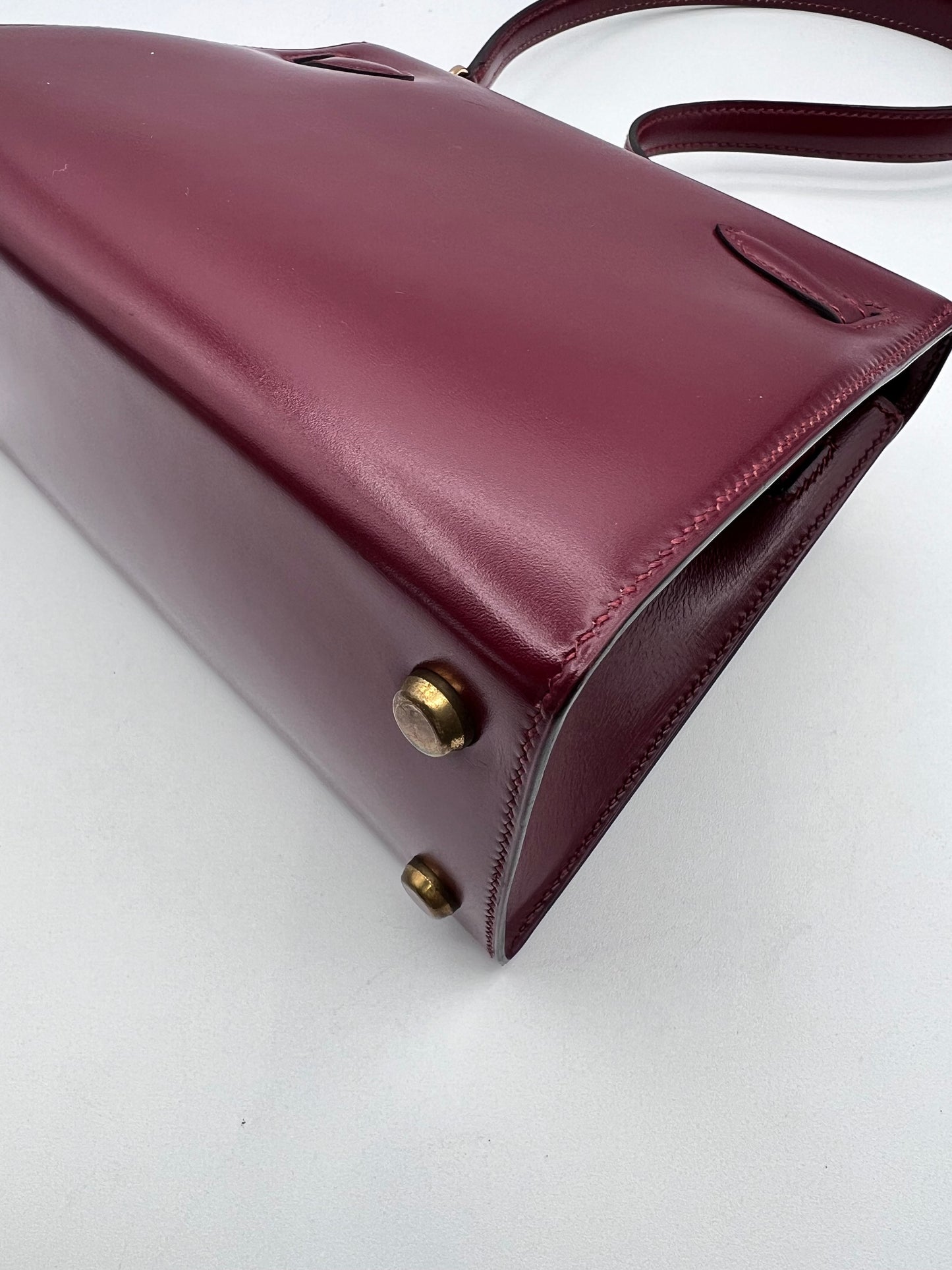 Concon, Vintage Authentic Hermes Kelly 20 Rouge H Short Handle