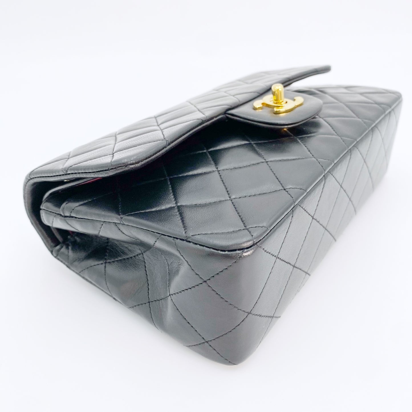 Pharsa, Vintage Authentic Chanel 2 series small classic flap black lambskin with seal and card