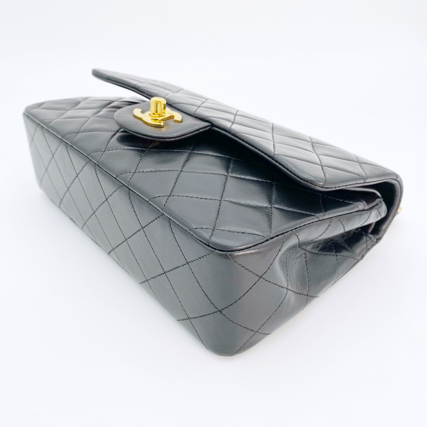 Pharsa, Vintage Authentic Chanel 2 series small classic flap black lambskin with seal and card