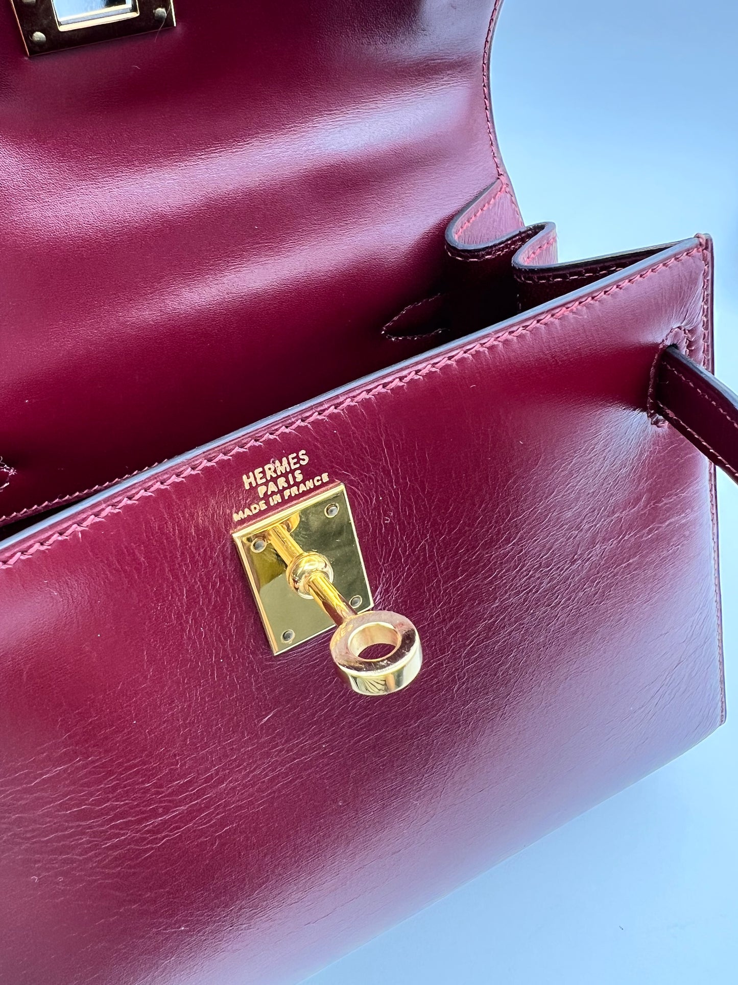 Concon, Vintage Authentic Hermes Kelly 20 Rouge H Short Handle
