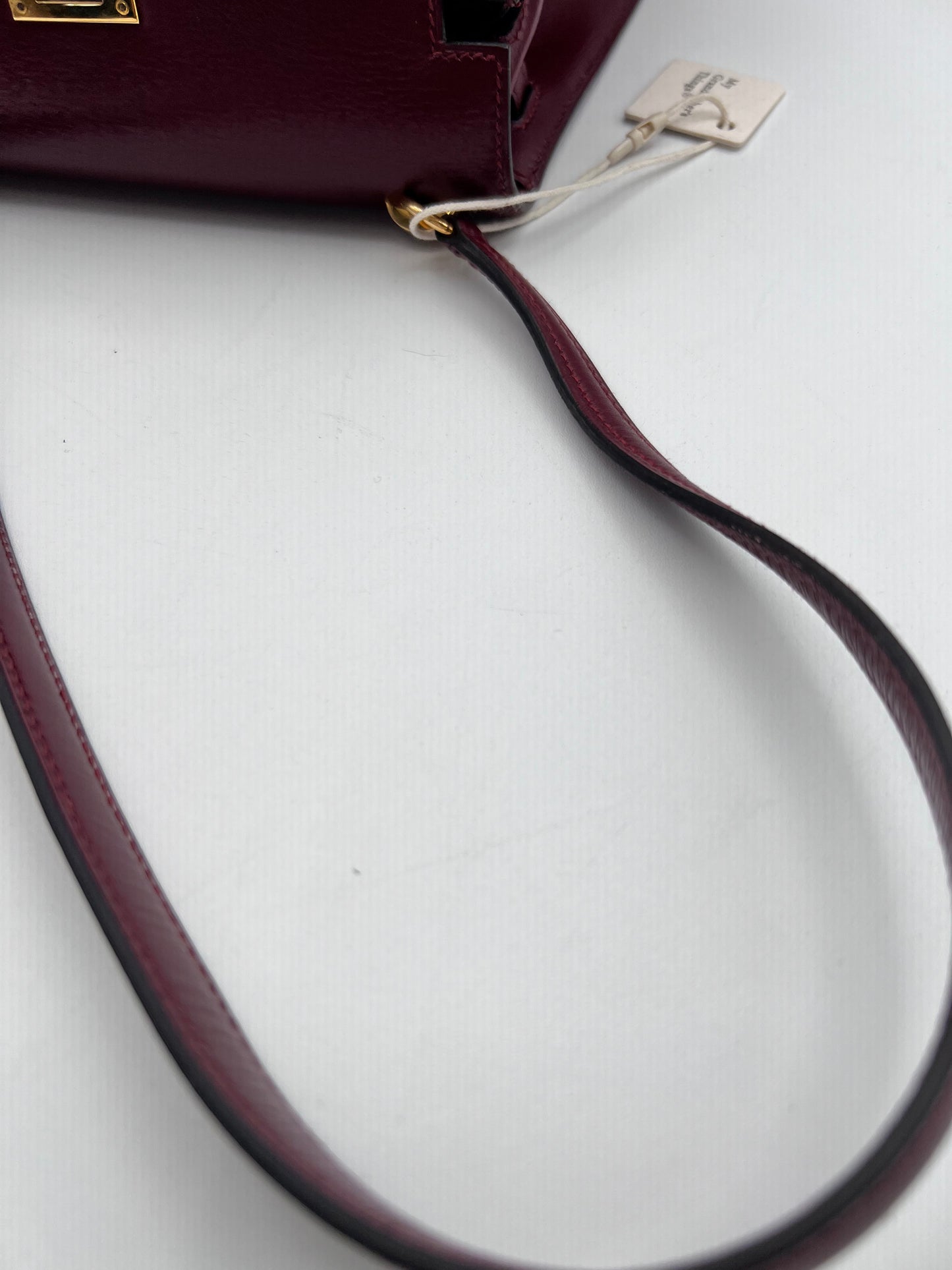 Concon, Vintage Authentic Hermes Kelly 20 Rouge H Short Handle