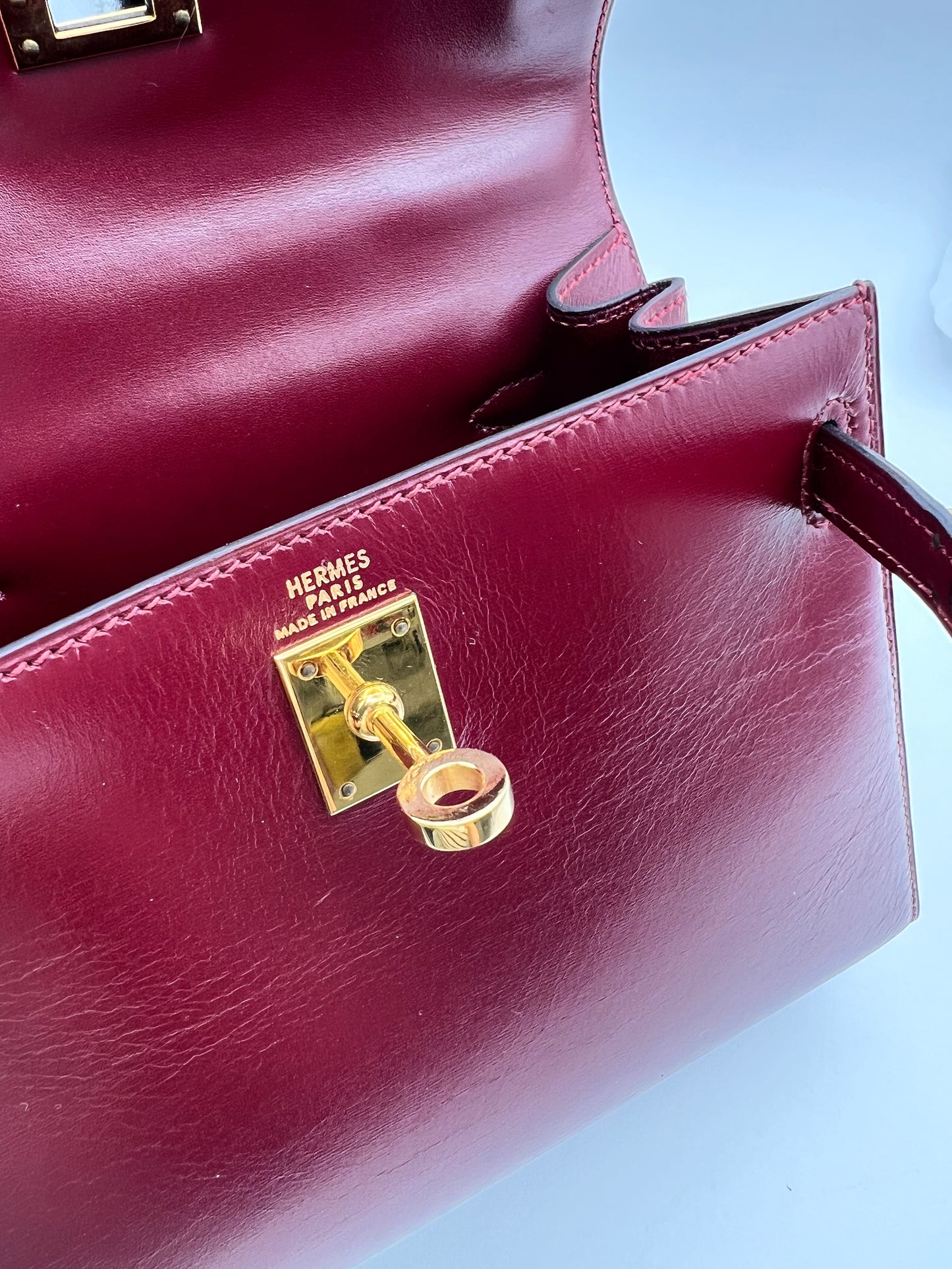 Concon, Vintage Authentic Hermes Kelly 20 Rouge H Short Handle