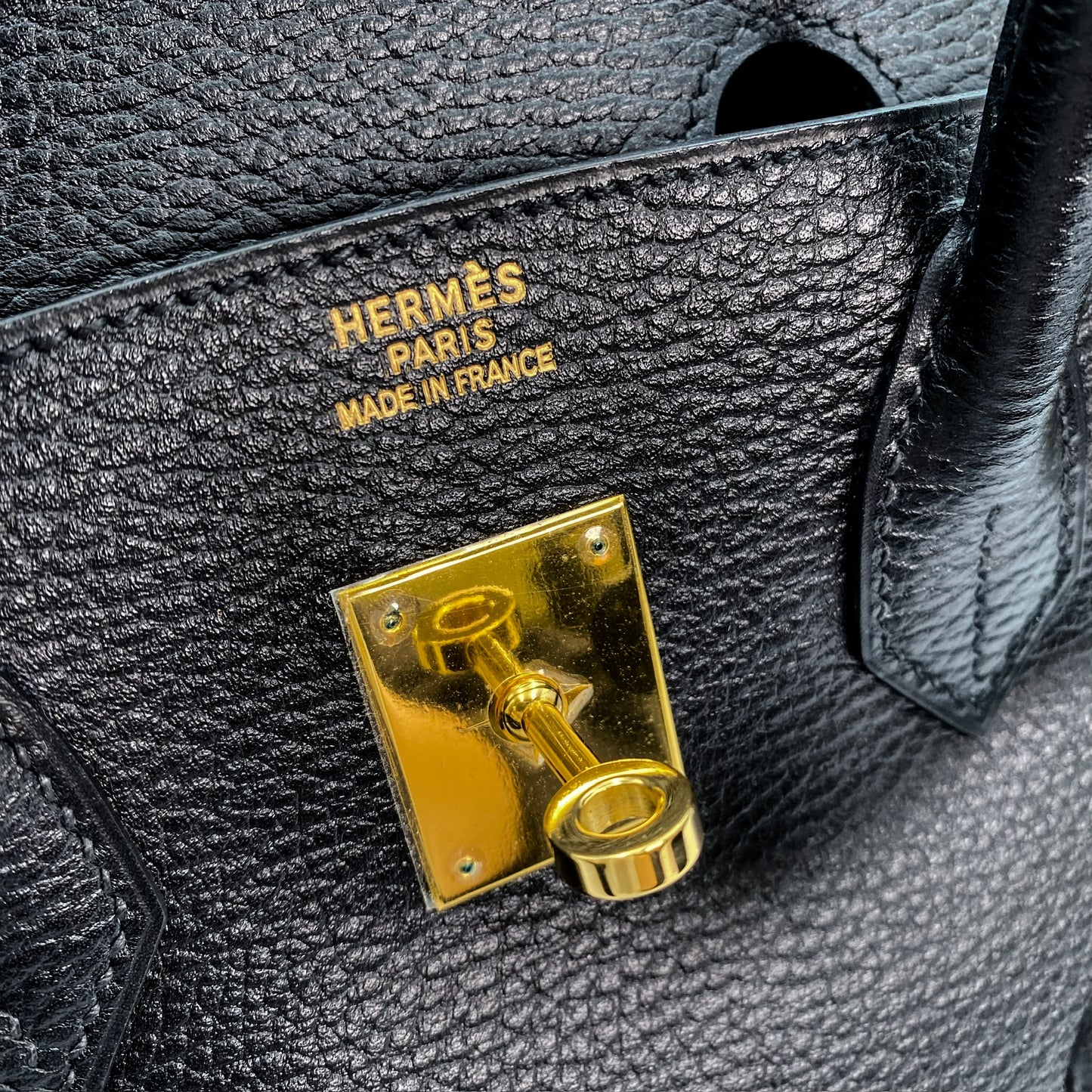 Luffy, Vintage Authentic Hermes 🟥E 2001 birkin 30 black ardennes GHW with chain, clochette, and key