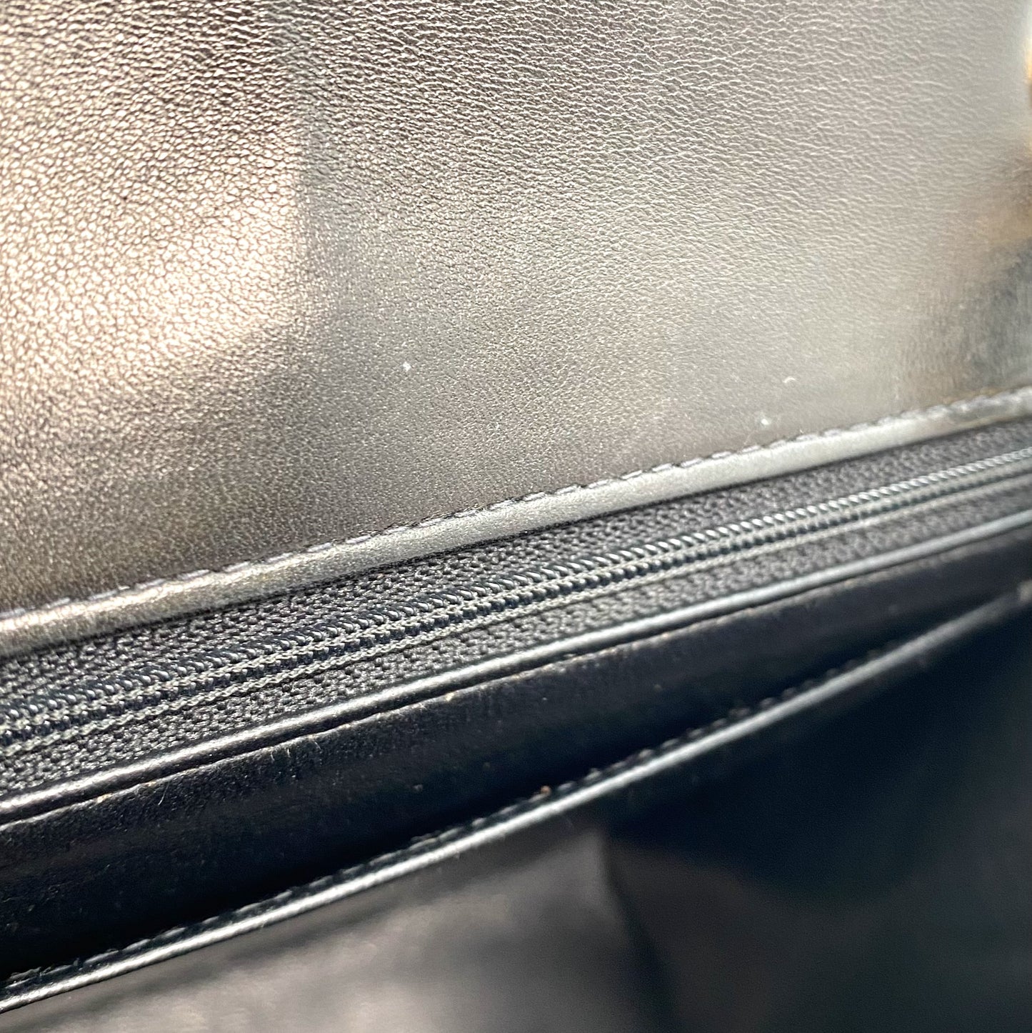 Hesse, 4 Series Matelasse Black Lambskin with seal and card