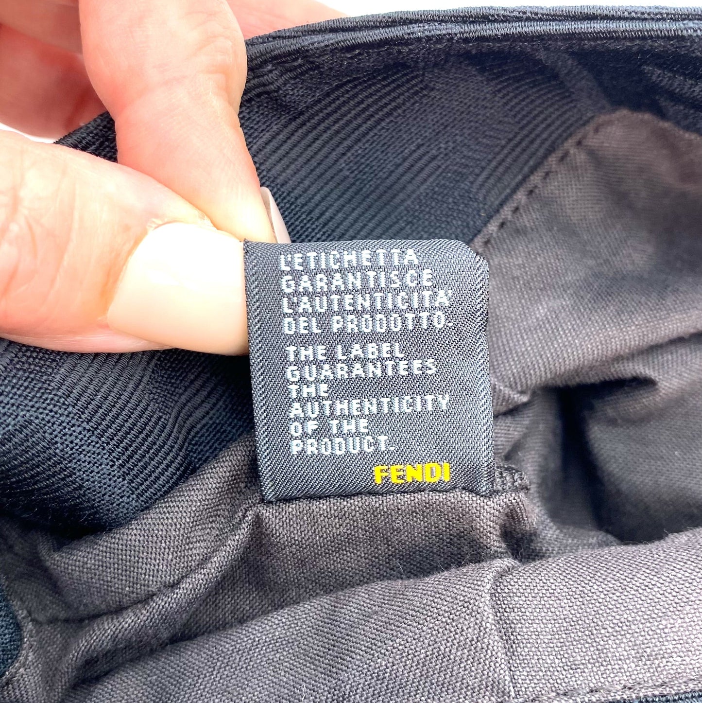 FENZUCSTAR Zucca Star Stud Black