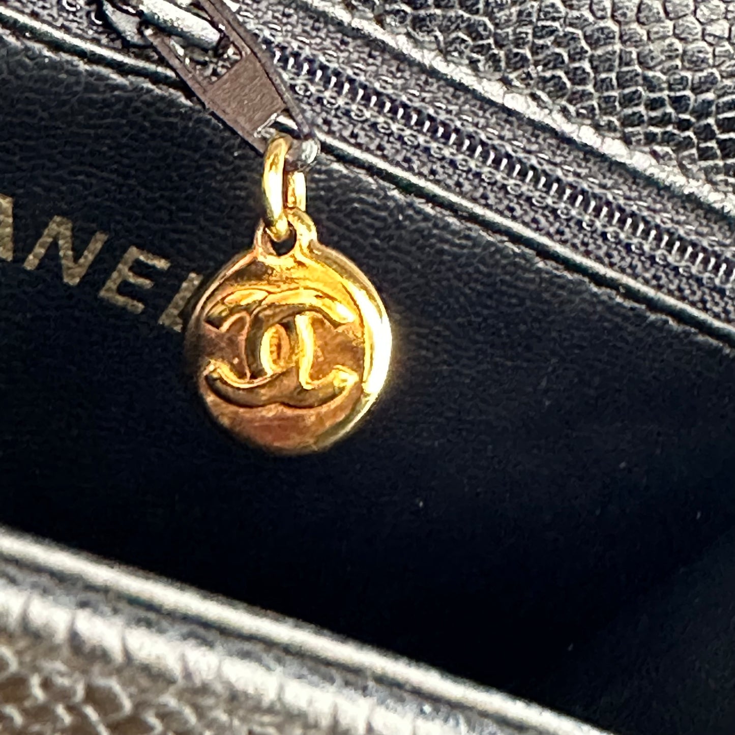Paris, 2 Series Chain Black Caviar Mini with seal and card