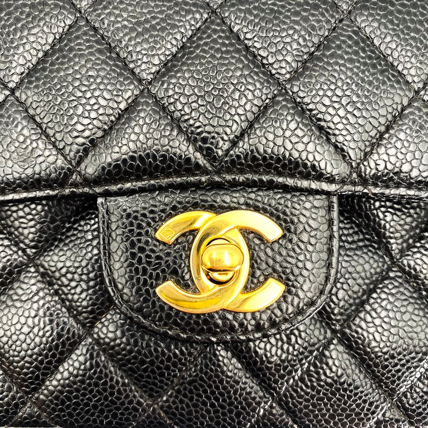 Bert, Vintage Authentic Chanel 6 series small classic flap black caviar with seal and card