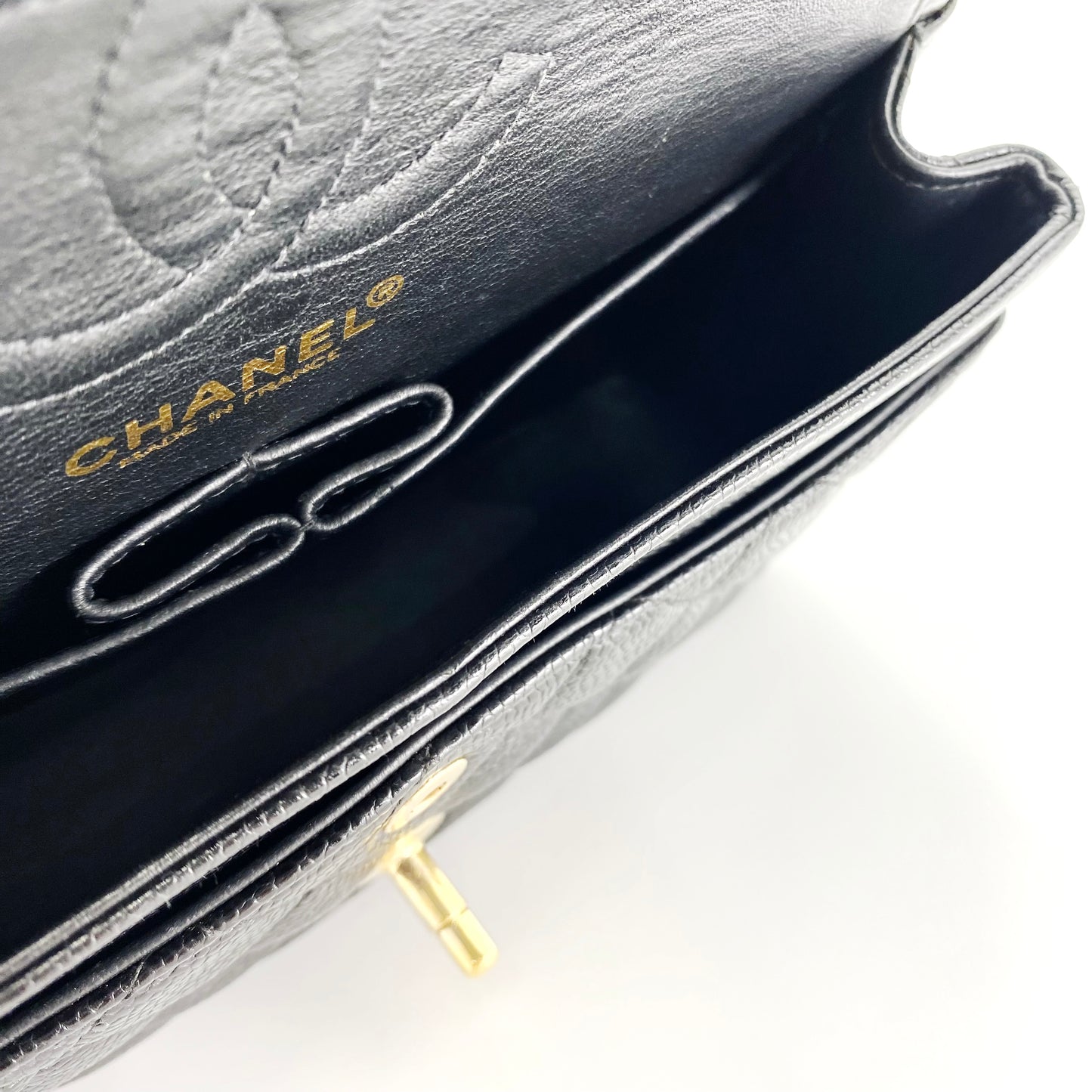 Bert, Vintage Authentic Chanel 6 series small classic flap black caviar with seal and card