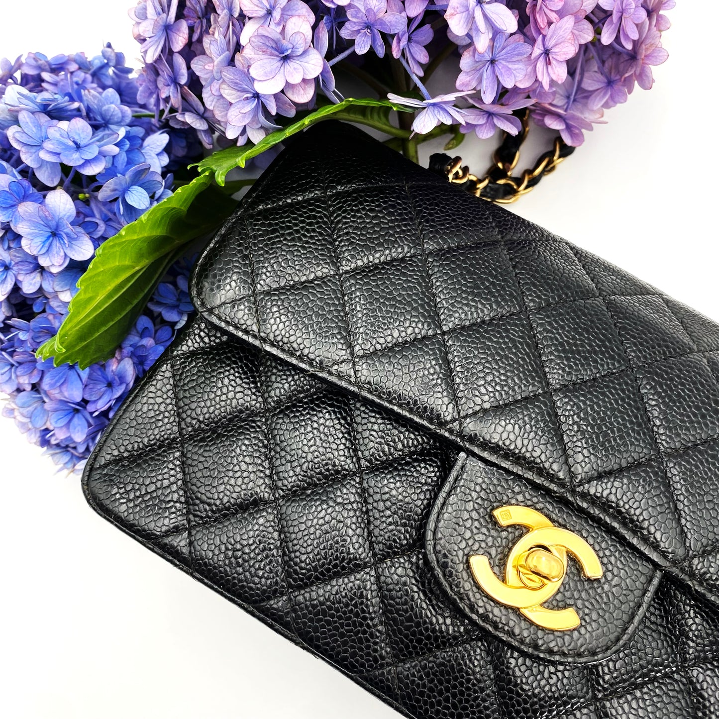 Bert, Vintage Authentic Chanel 6 series small classic flap black caviar with seal and card