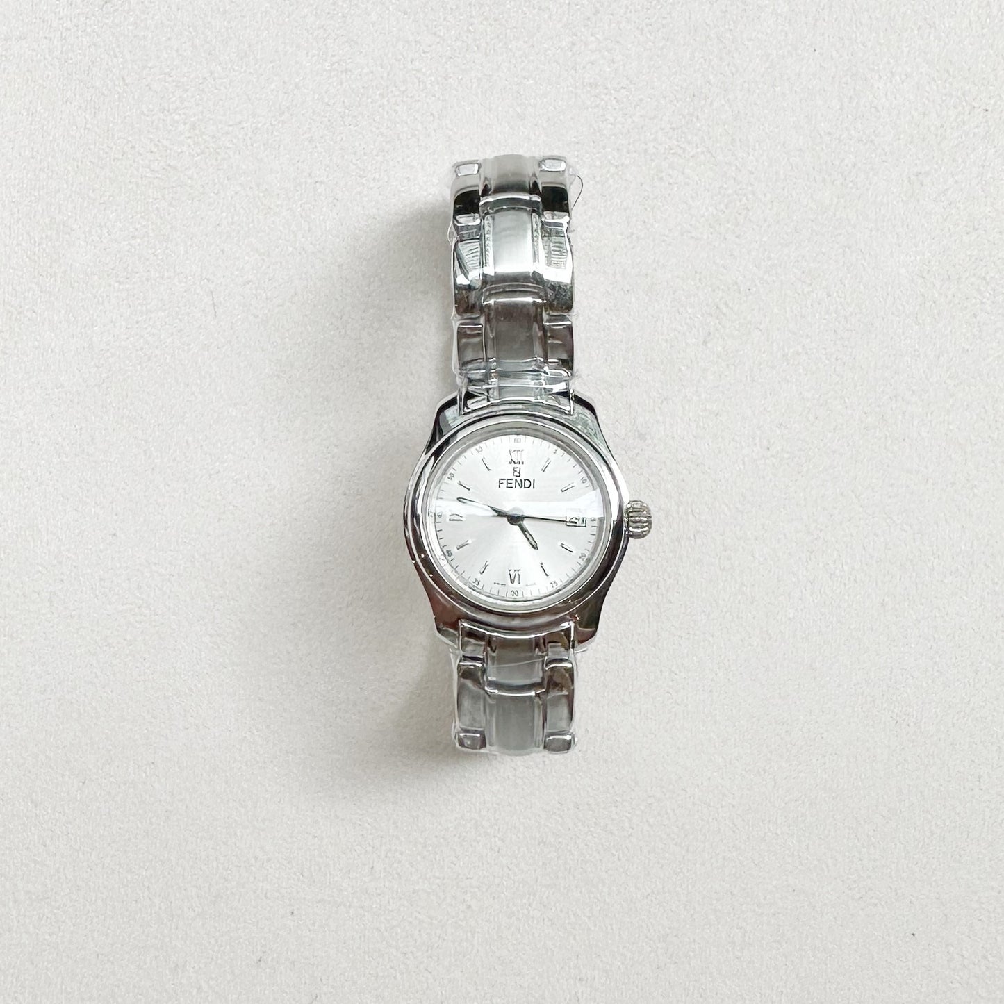 V - FENDI4 - Fendi 210L 066-801 SS QZ Silve