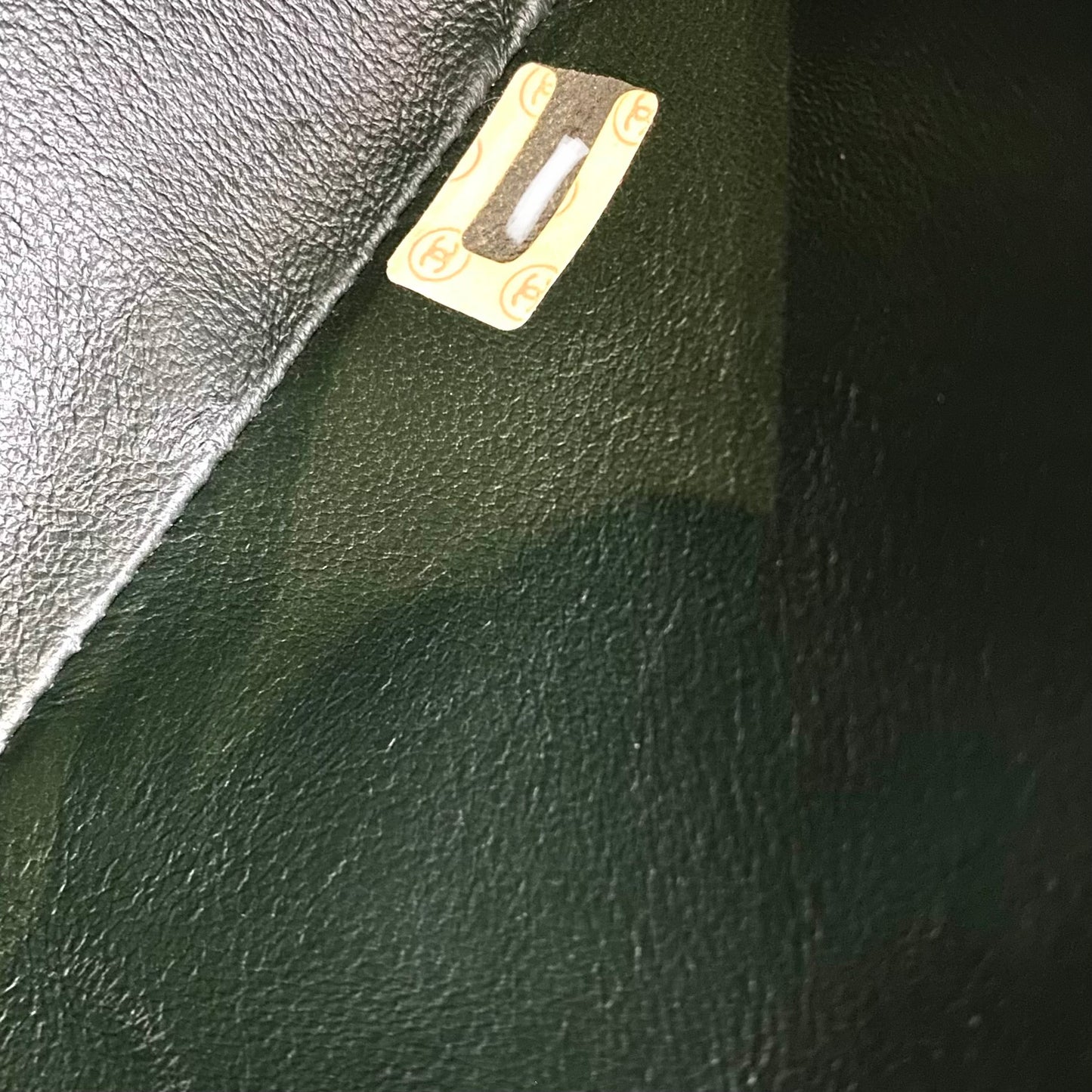 Hoult, 1 Series Medium Diana Dark Green Lambskin with seal and card
