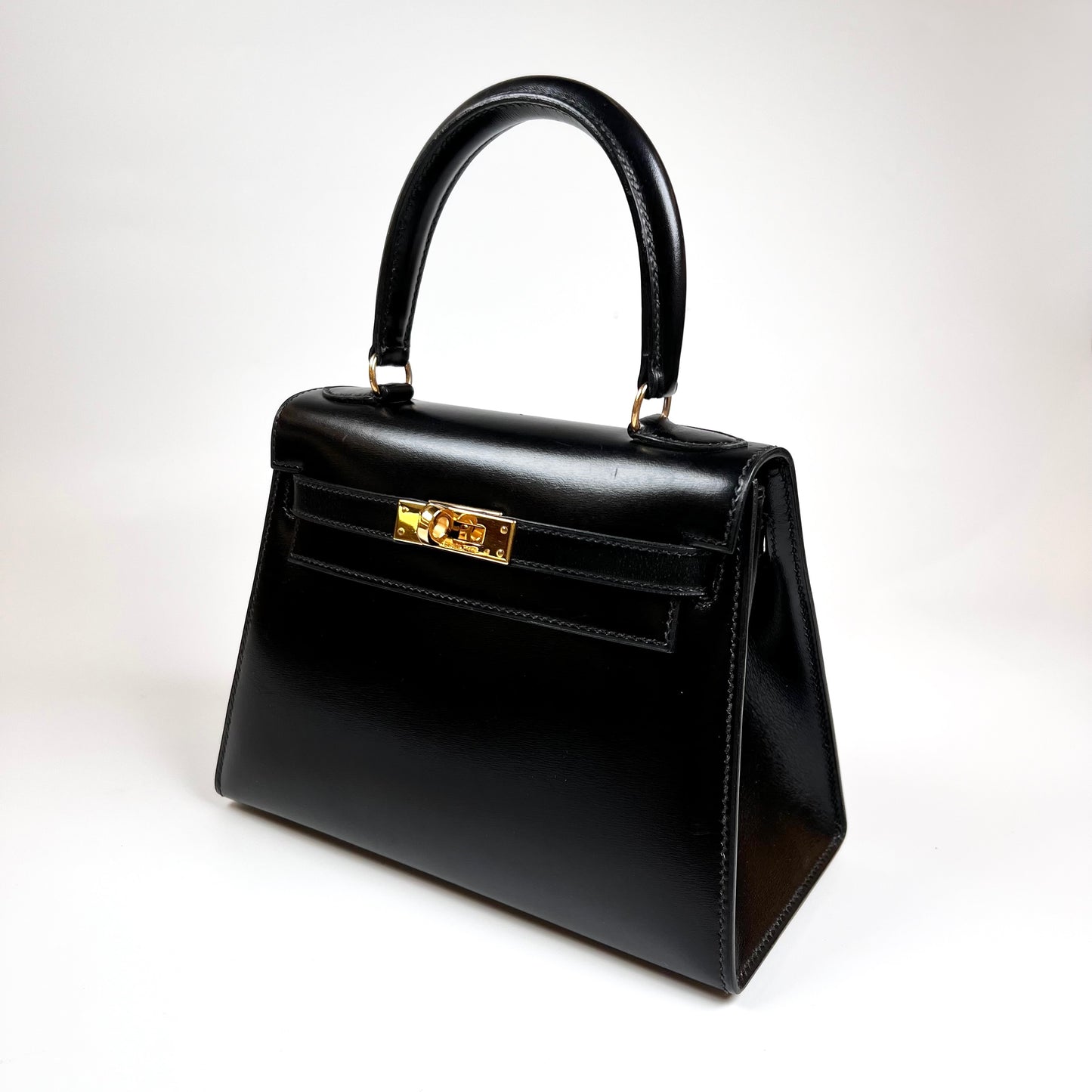 Higor, 1989 Kelly 20 Leg Black Box with stamp ⭕S