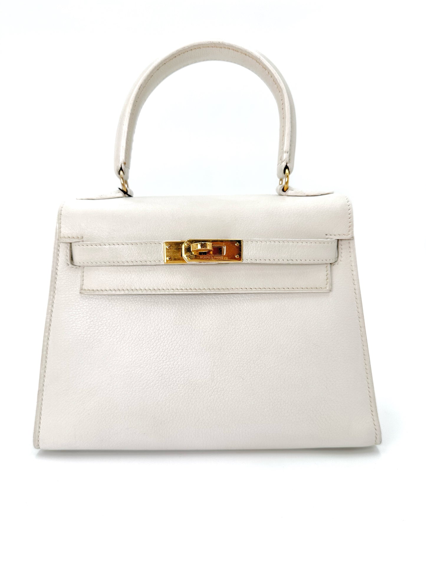 Fumiko, Vintage Authentic Hermes ⭕O 1985 kelly 20 white courchevel with strap