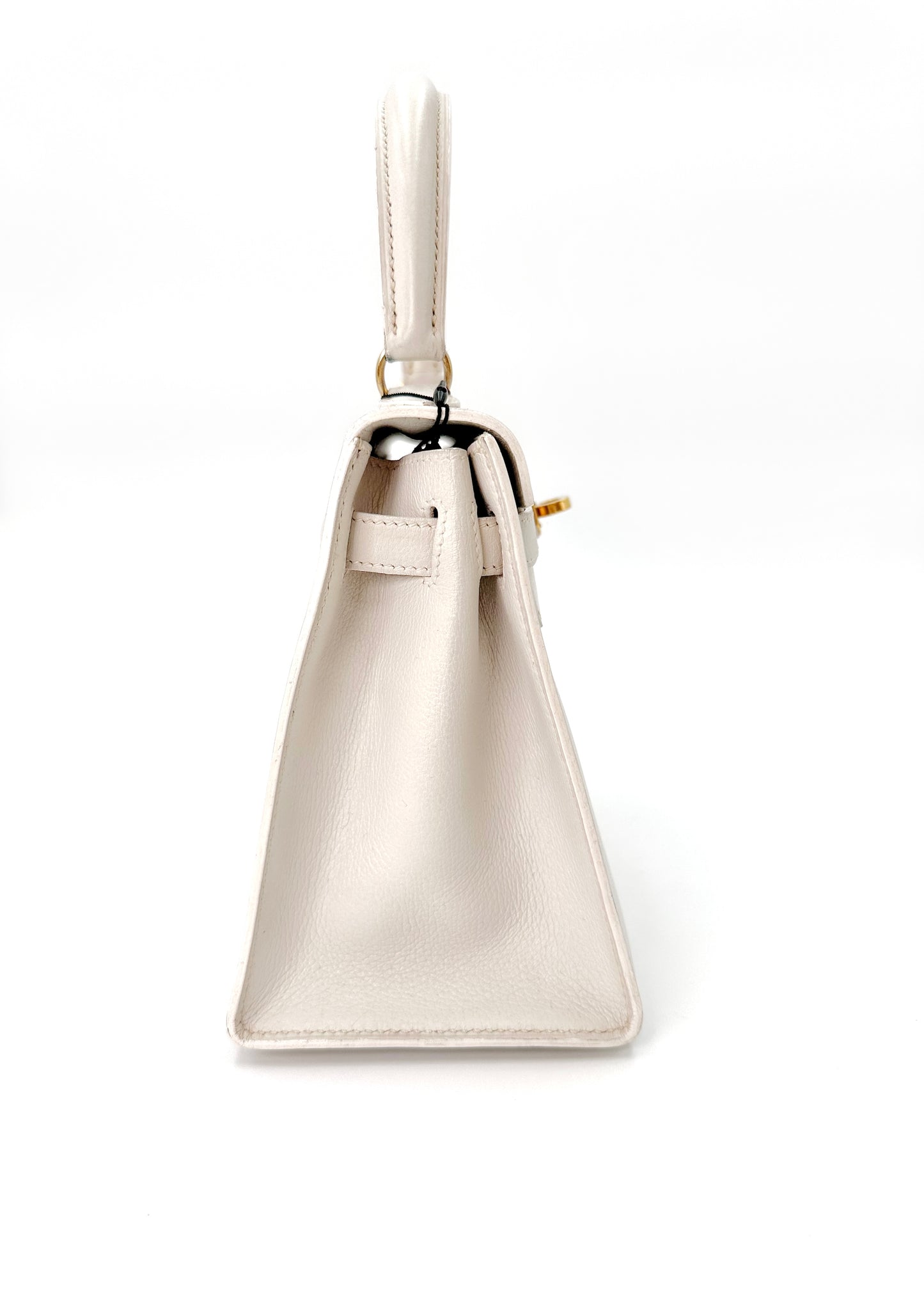 Fumiko, Vintage Authentic Hermes ⭕O 1985 kelly 20 white courchevel with strap