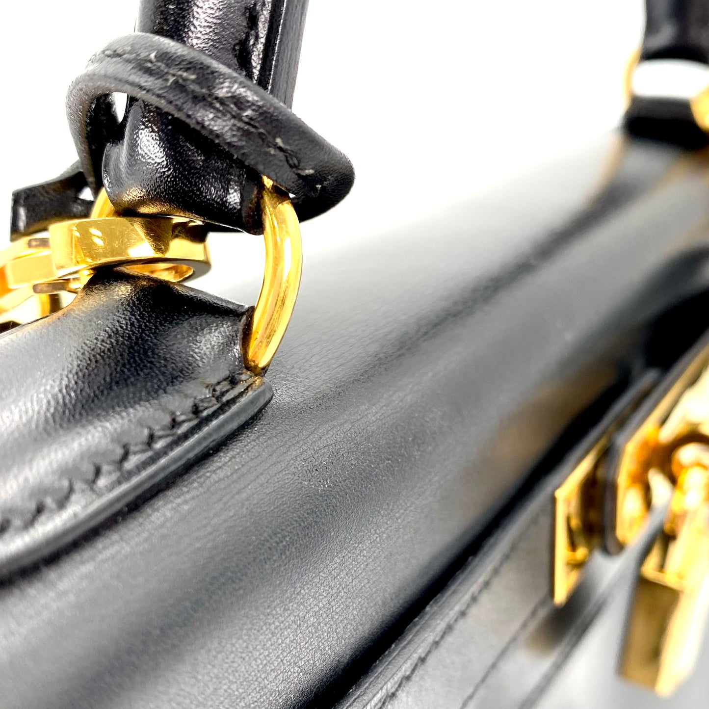 Undine, Vintage Authentic Hermes ⭕️Y 1995 kelly 28 black box