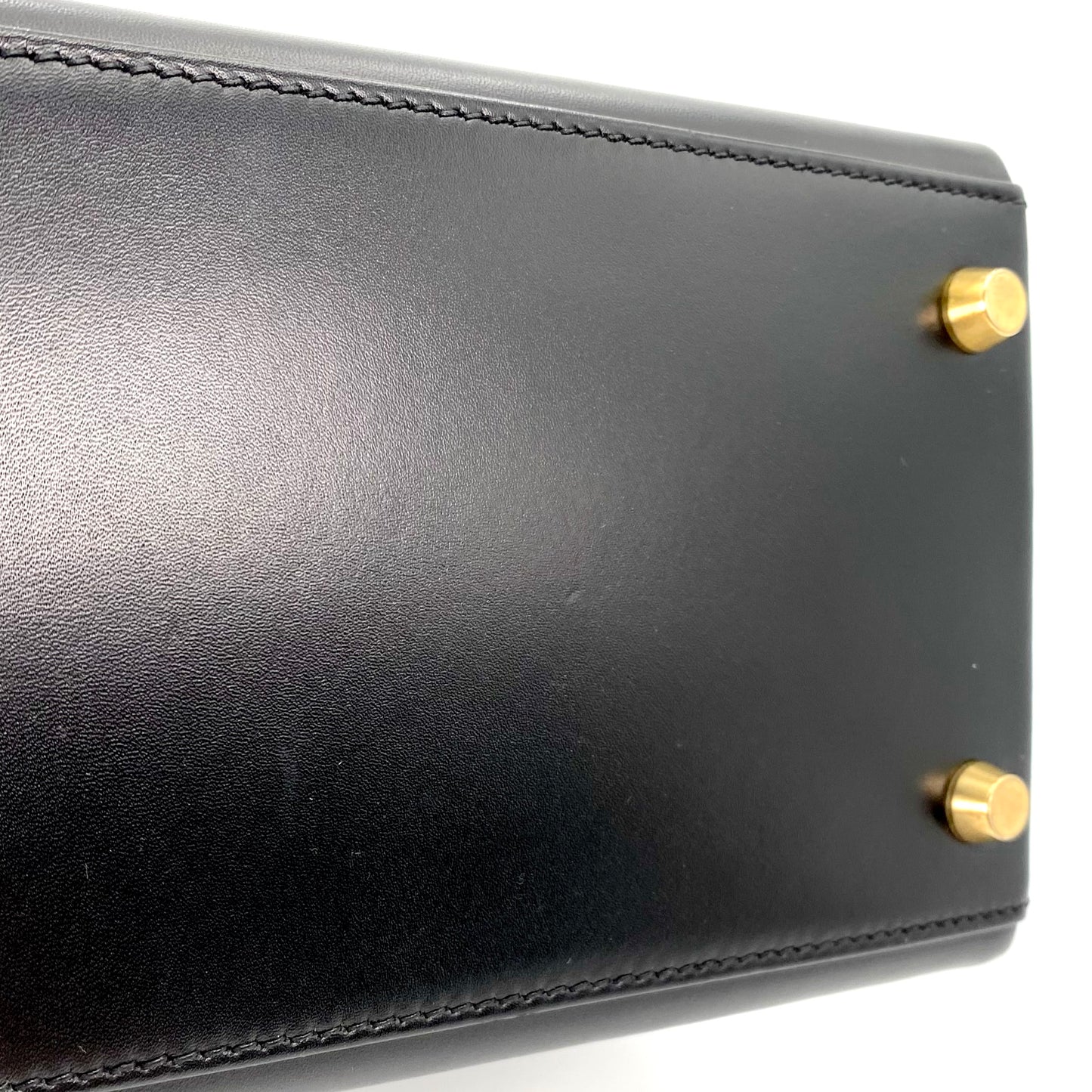Undine, Vintage Authentic Hermes ⭕️Y 1995 kelly 28 black box