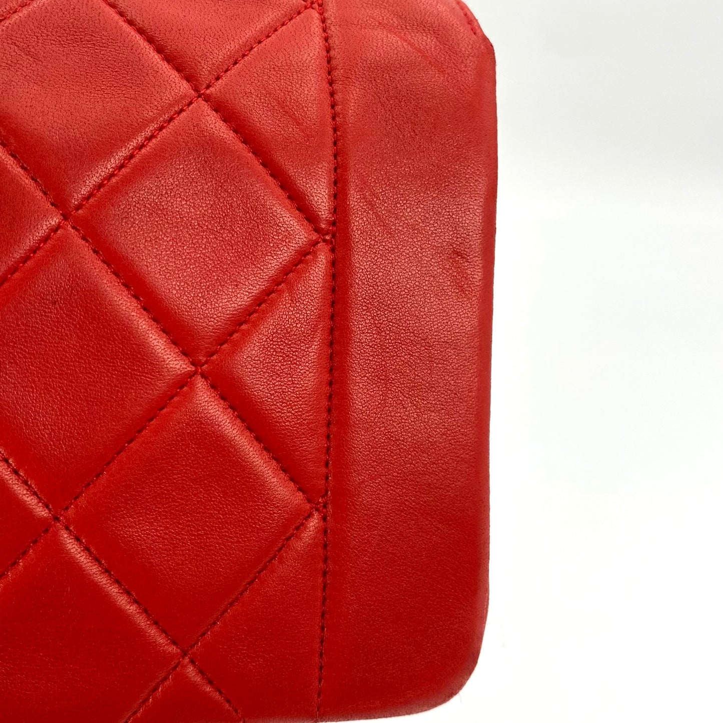 Leontyne, 2 Series Small Diana Red Lambskin with seal and card