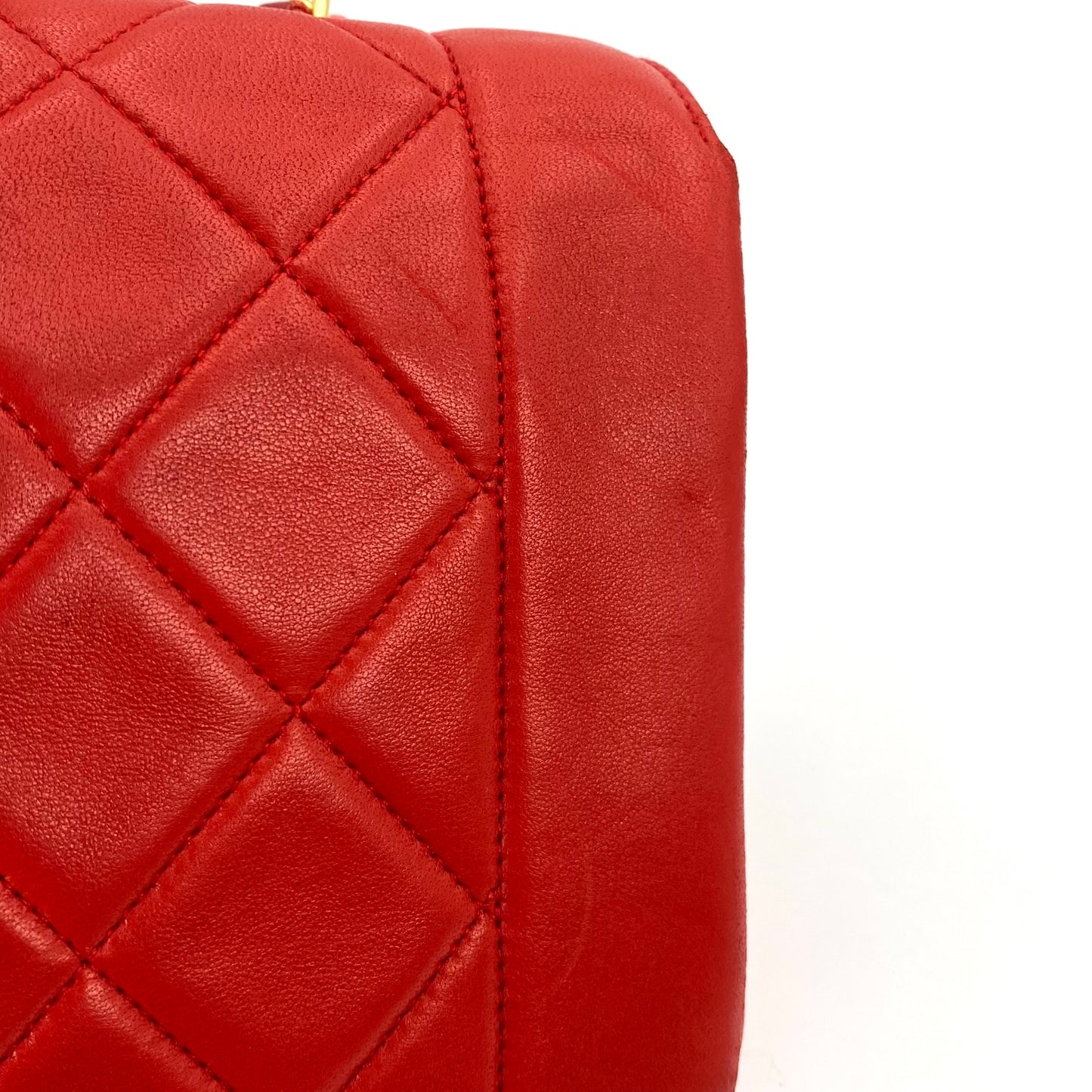 Leontyne, 2 Series Small Diana Red Lambskin with seal and card