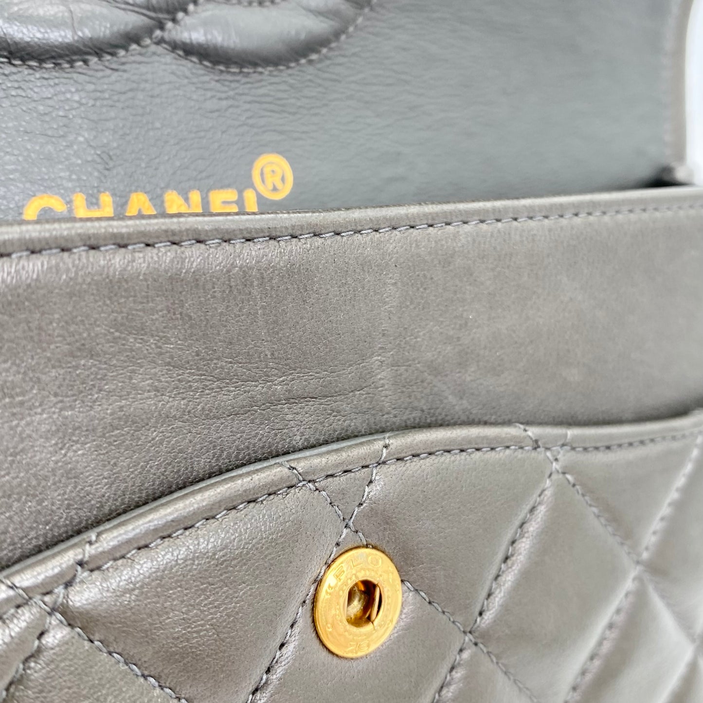 Salem, Vintage Authentic Chanel 3 series medium classic flap gray classic flap with seal and card