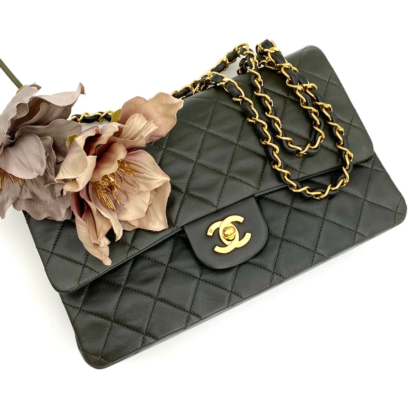 Tyson, Vintage Authentic Chanel 1 series medium classic flap khaki classic flap with seal and card