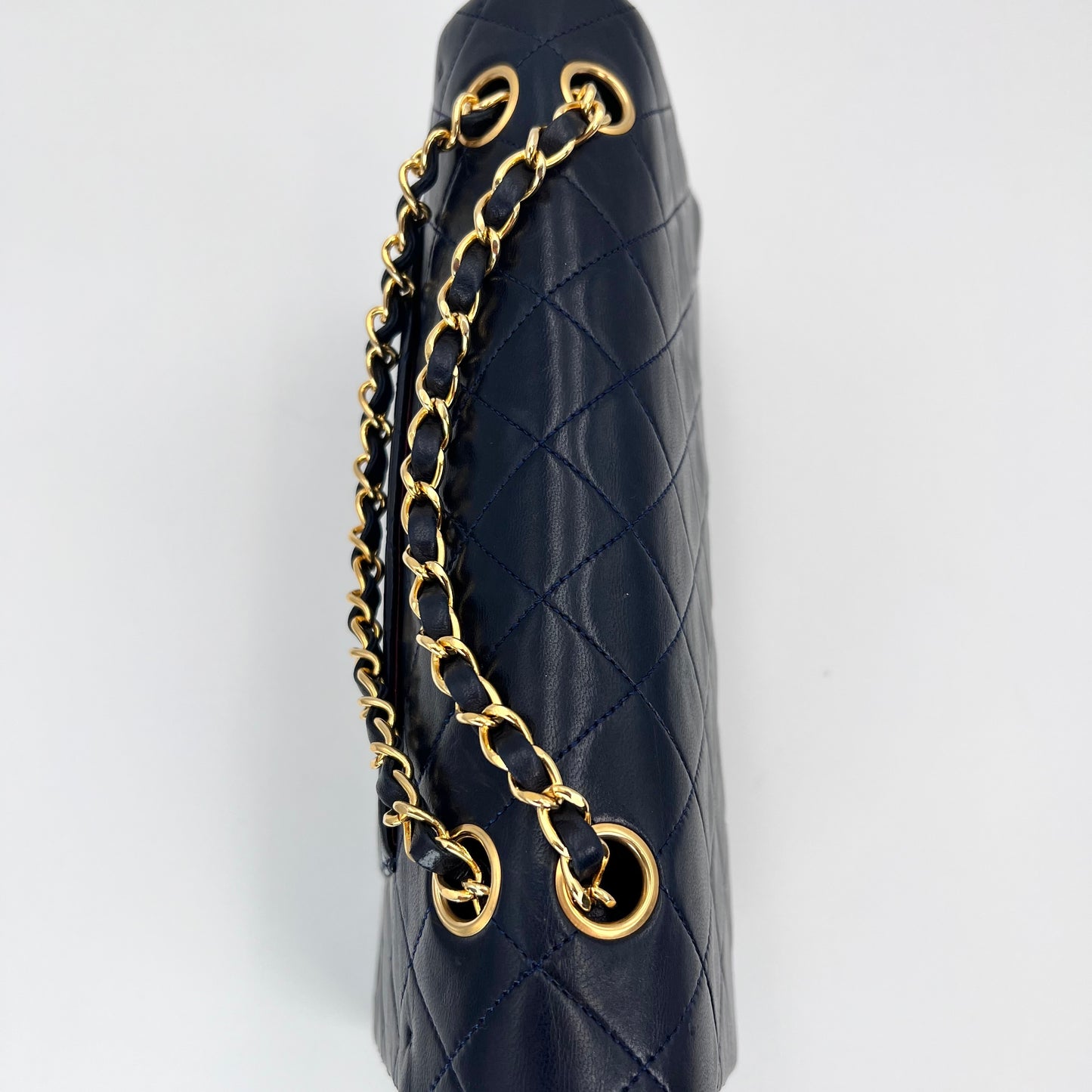 Damon, 1 series Medium Classic Flap Navy Lambskin with serial only
