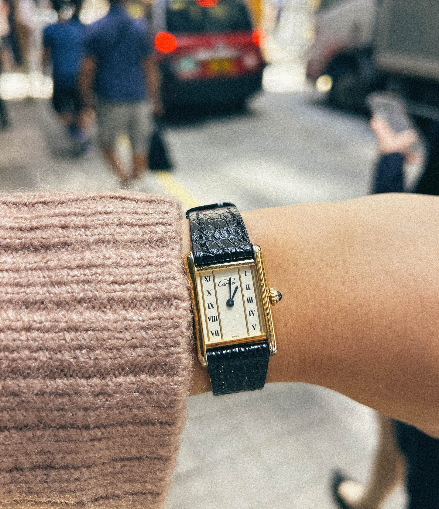 Enigma, Vintage Authentic Cartier 1980-1990's tank vermeil 925 gold plated column white roman dial with gold lapted pin buckle