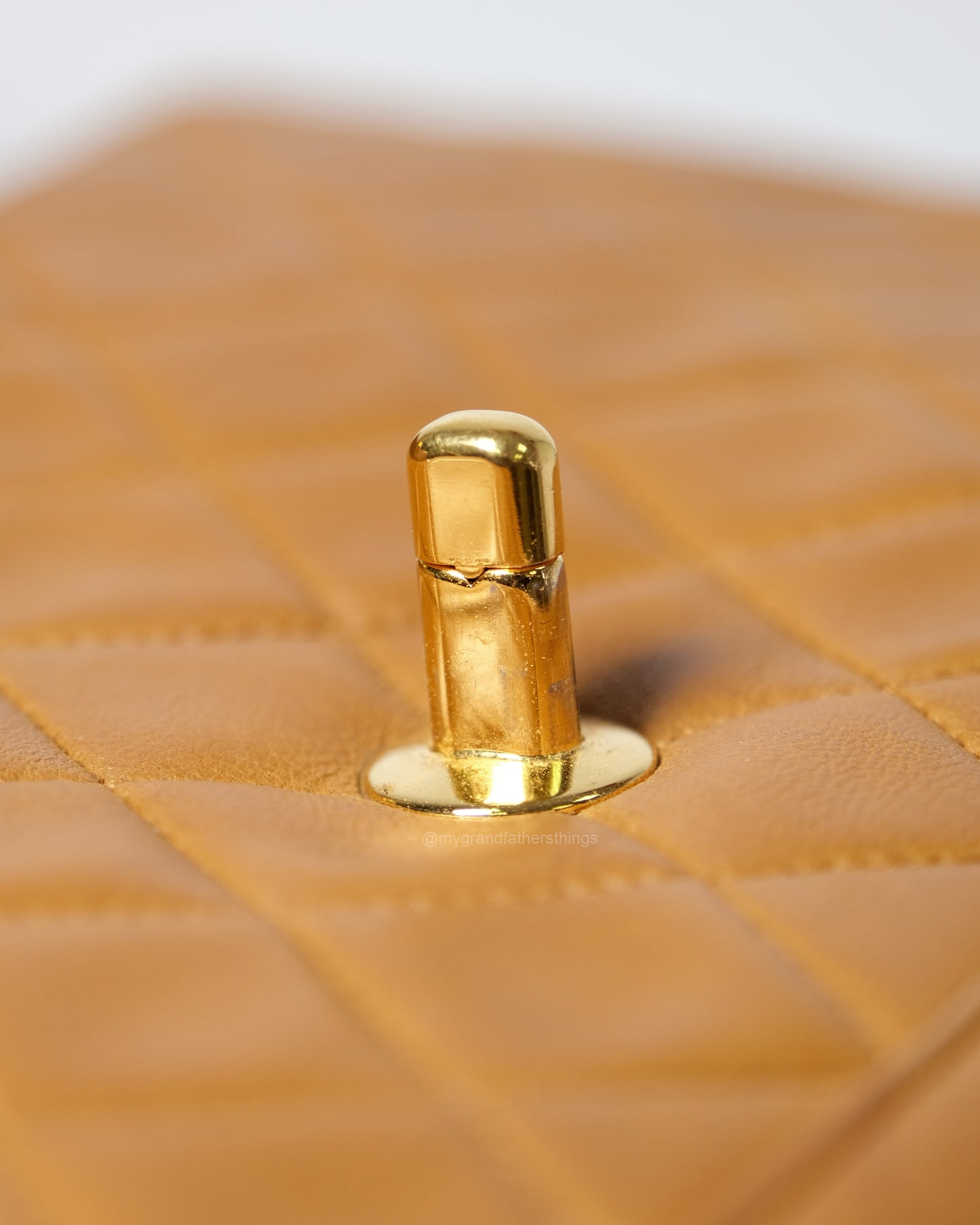 Halvard, 1 series horizon caramel flap with serial and wallet only - My Grandfather's Things