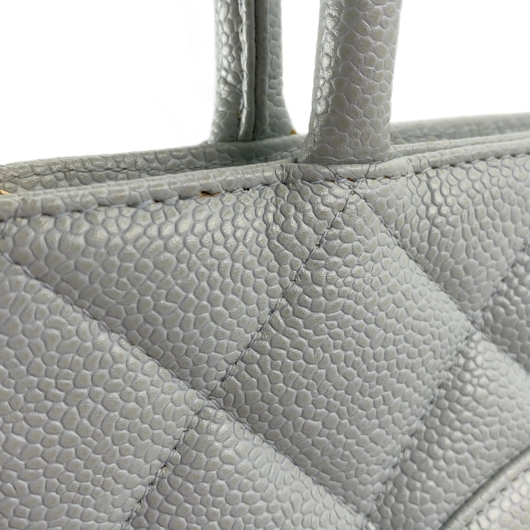 Preston, 7 Series Medallion Tote Light Blue Caviar with seal and card