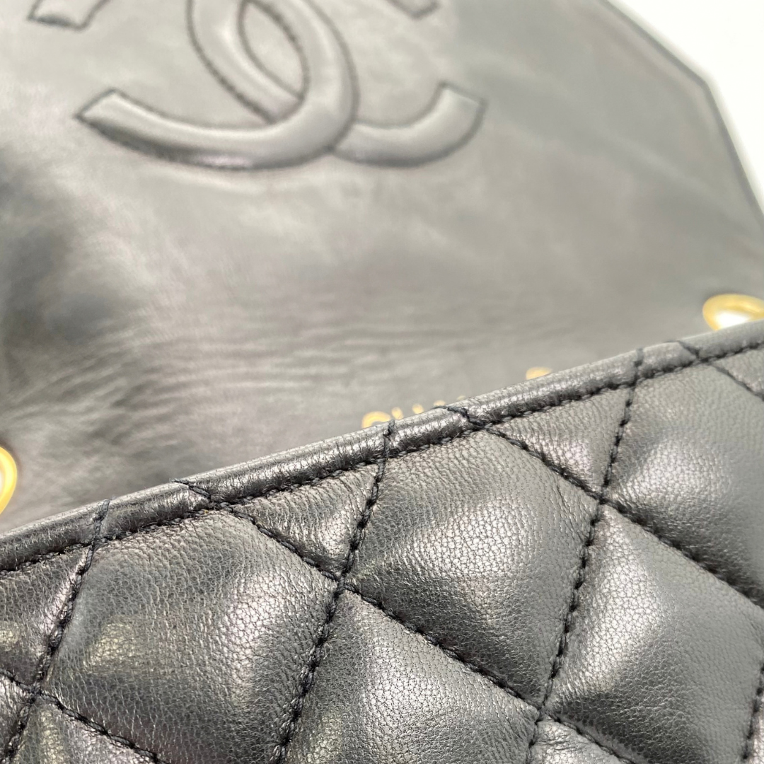 Kosei, 0 Series Half Moon Black Lambskin with seal and card