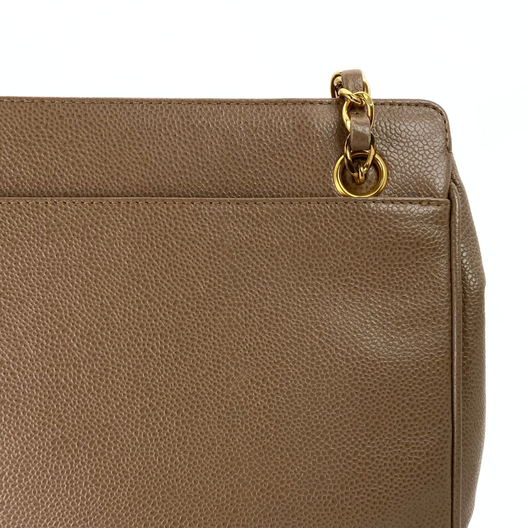 Yerin, 4 Series Triple Coco Light Brown Caviar with seal and card