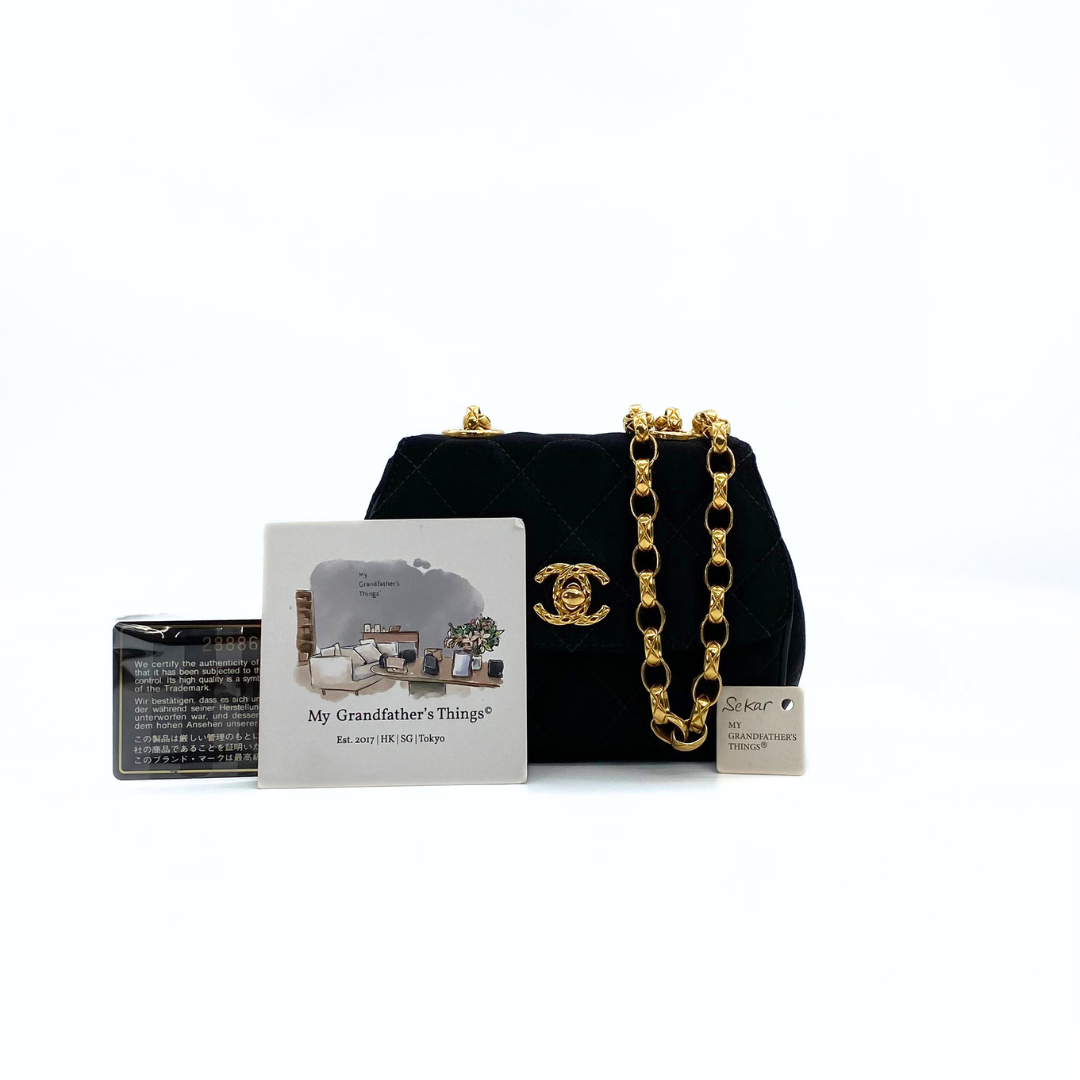 Sekar, 2 Series Bijou Black Satin with seal and card