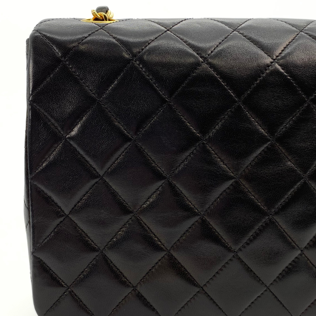 Varun, 2 Series Square 20cm Black Lambskin with seal and card