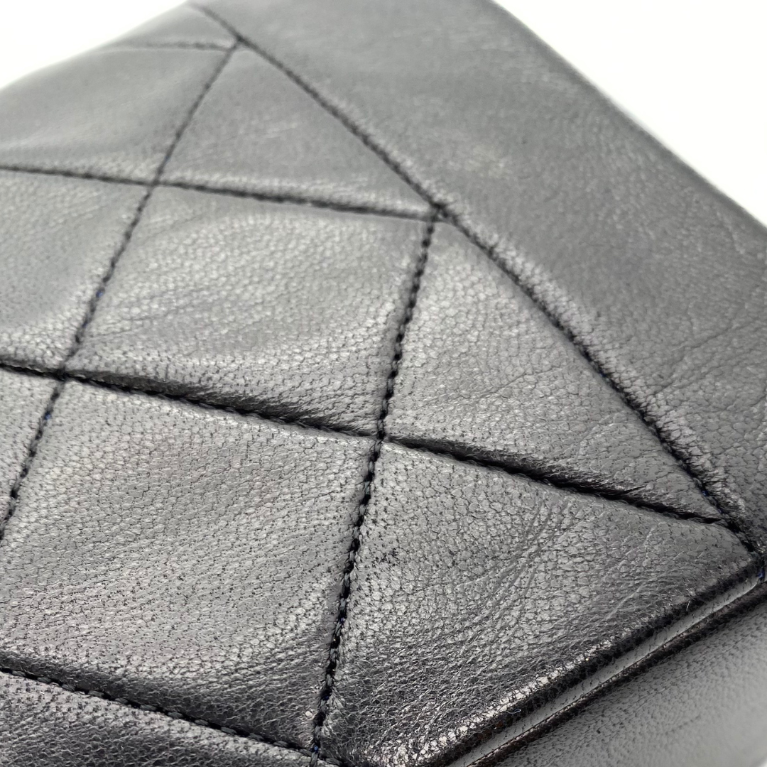 Ruslan, 1 Series Small Tab Border Black Lambskin with seal and card