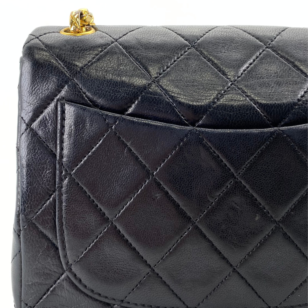 Hayato, 2 Series Mini Sq17 Black Lambskin with Bijoux Chain with seal only