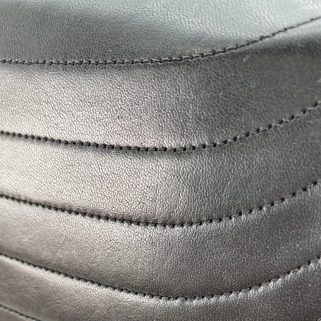 Ega, 0 Series Wave Stitch Black Lambskin Half moon with seal and card