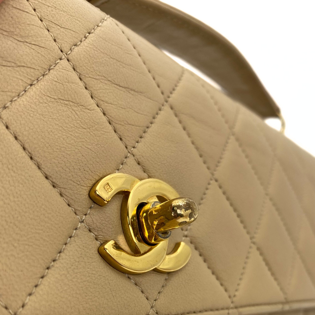 Yejun, 1 Series Double Turn Lock Beige Lambskin with seal and card