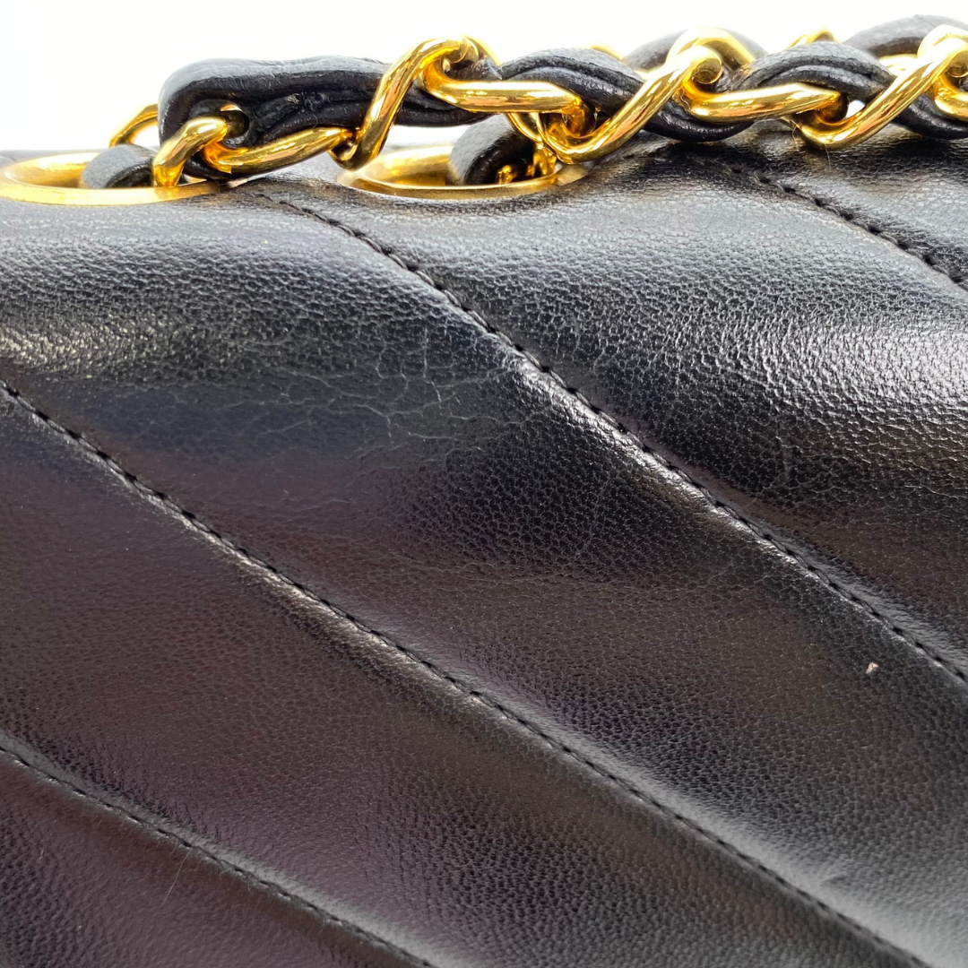 Eunho, 2 Series Single Flap Chevron Black Lambskin with seal and card