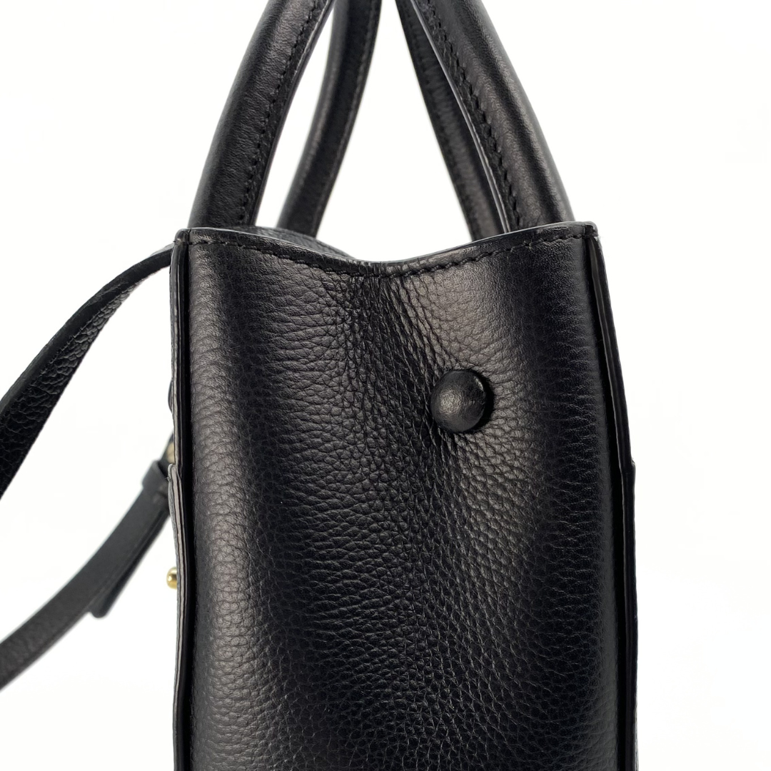 Brodie, 23 Series Neo Excecutive Tote Black Leather with seal and card