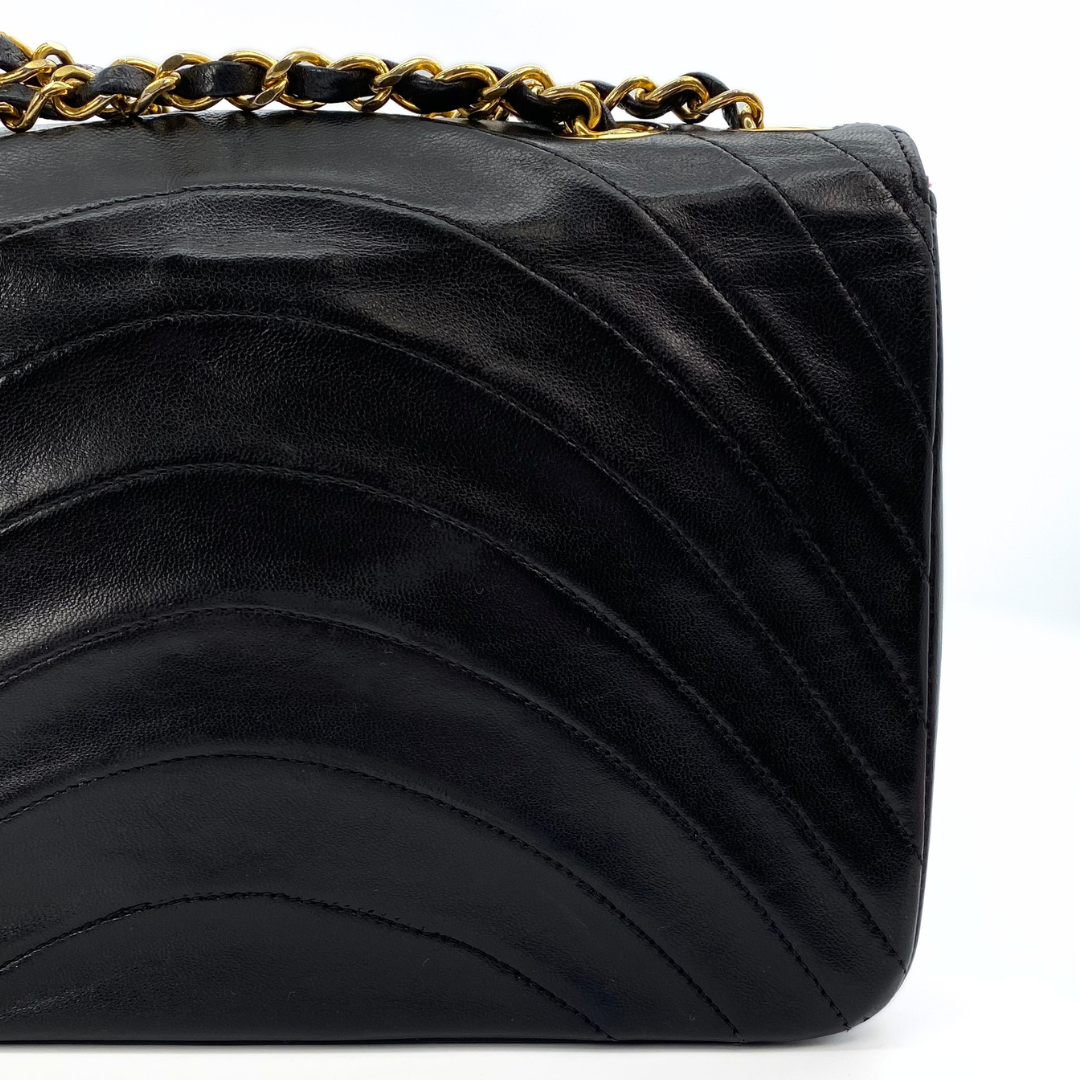 Awino, 1 Series Wave Stitch Black Lambskin with seal only