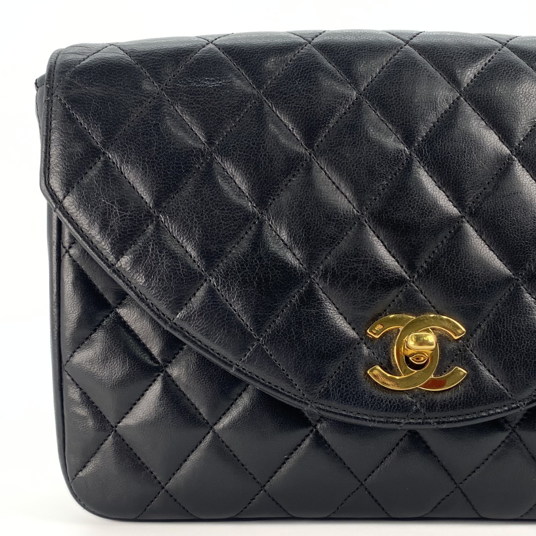 Reina, 0 Series Half Moon Black Lambskin with seal only