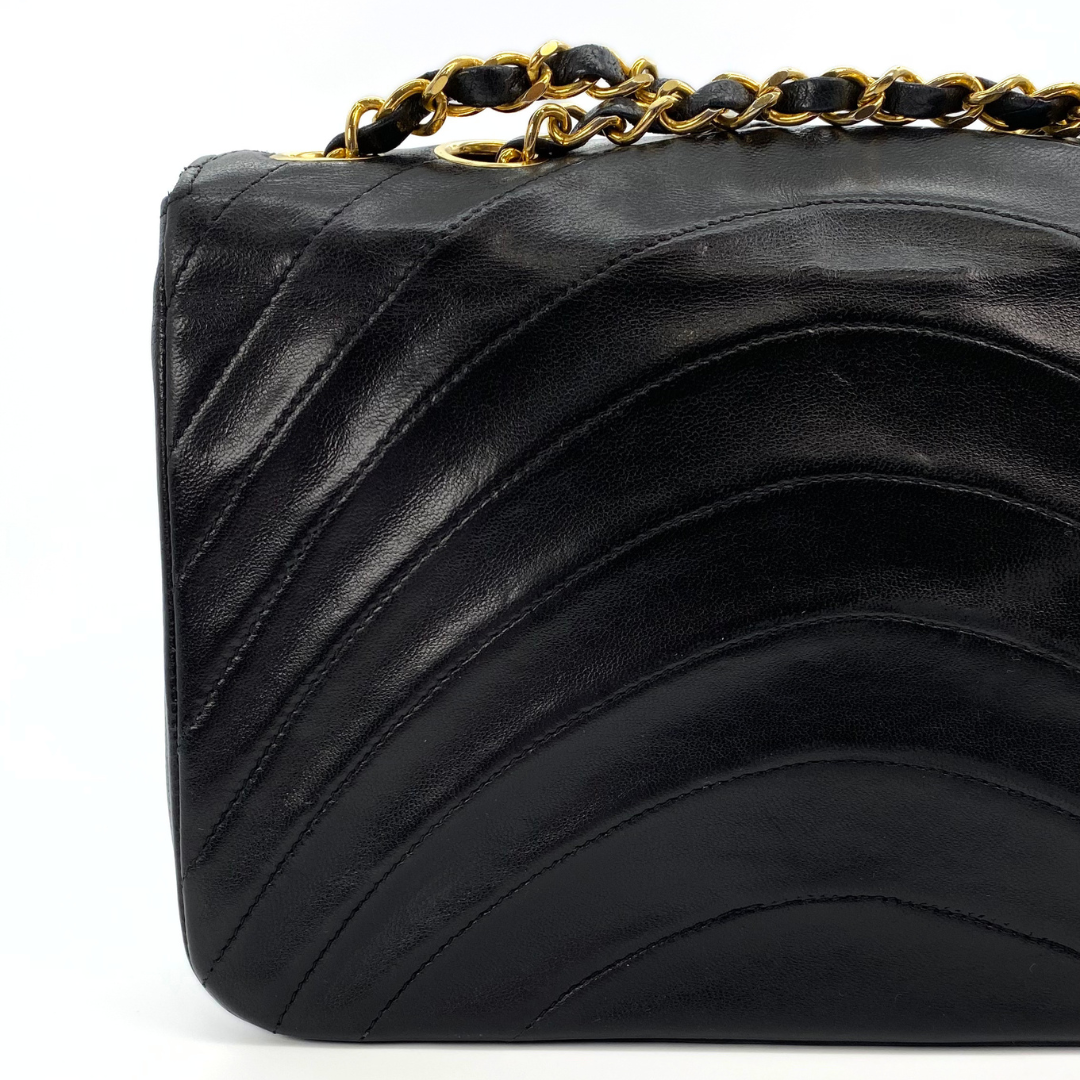 Awino, 1 Series Wave Stitch Black Lambskin with seal only