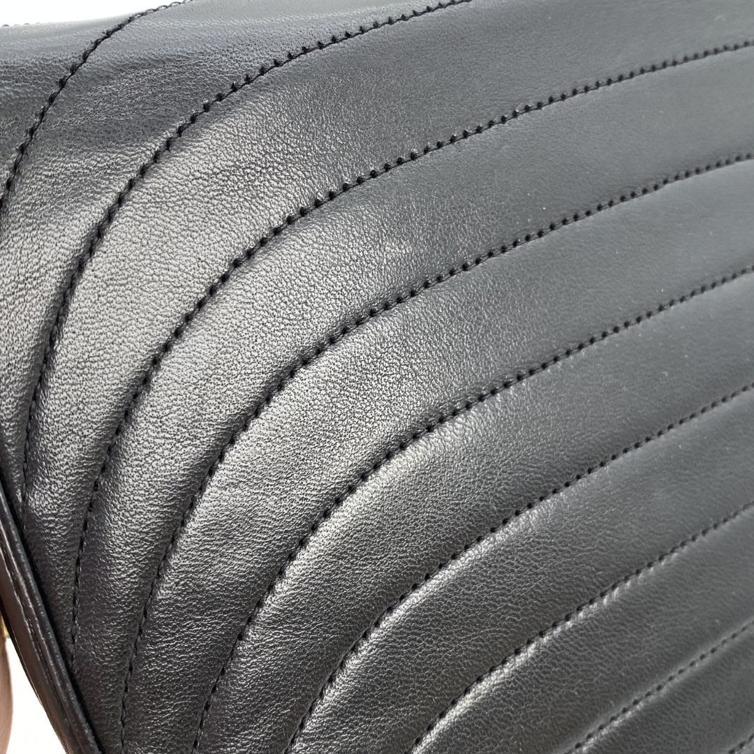Ega, 0 Series Wave Stitch Black Lambskin Half moon with seal and card